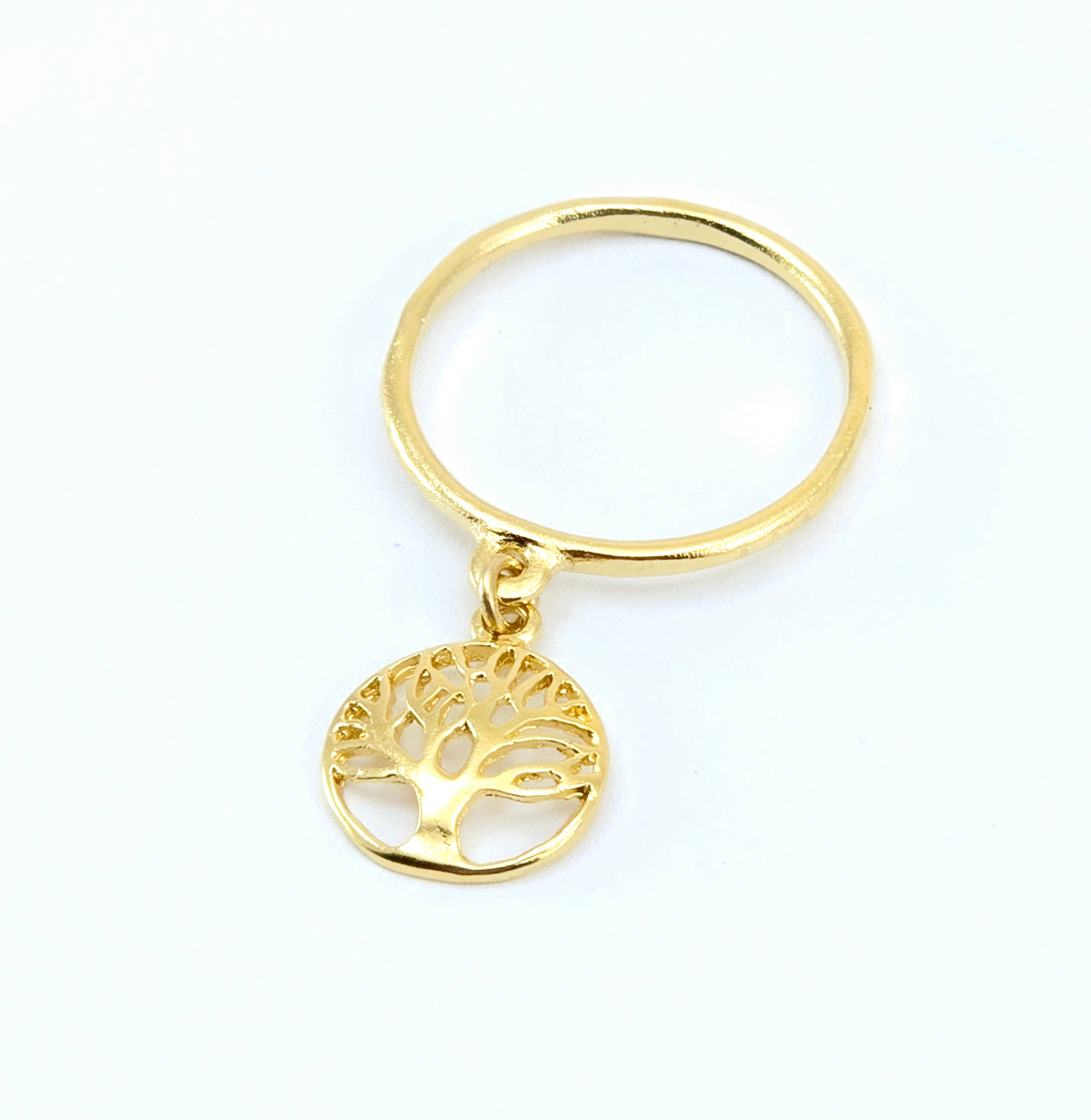 טבעת ציפוי זהב עם עץ מתנועע