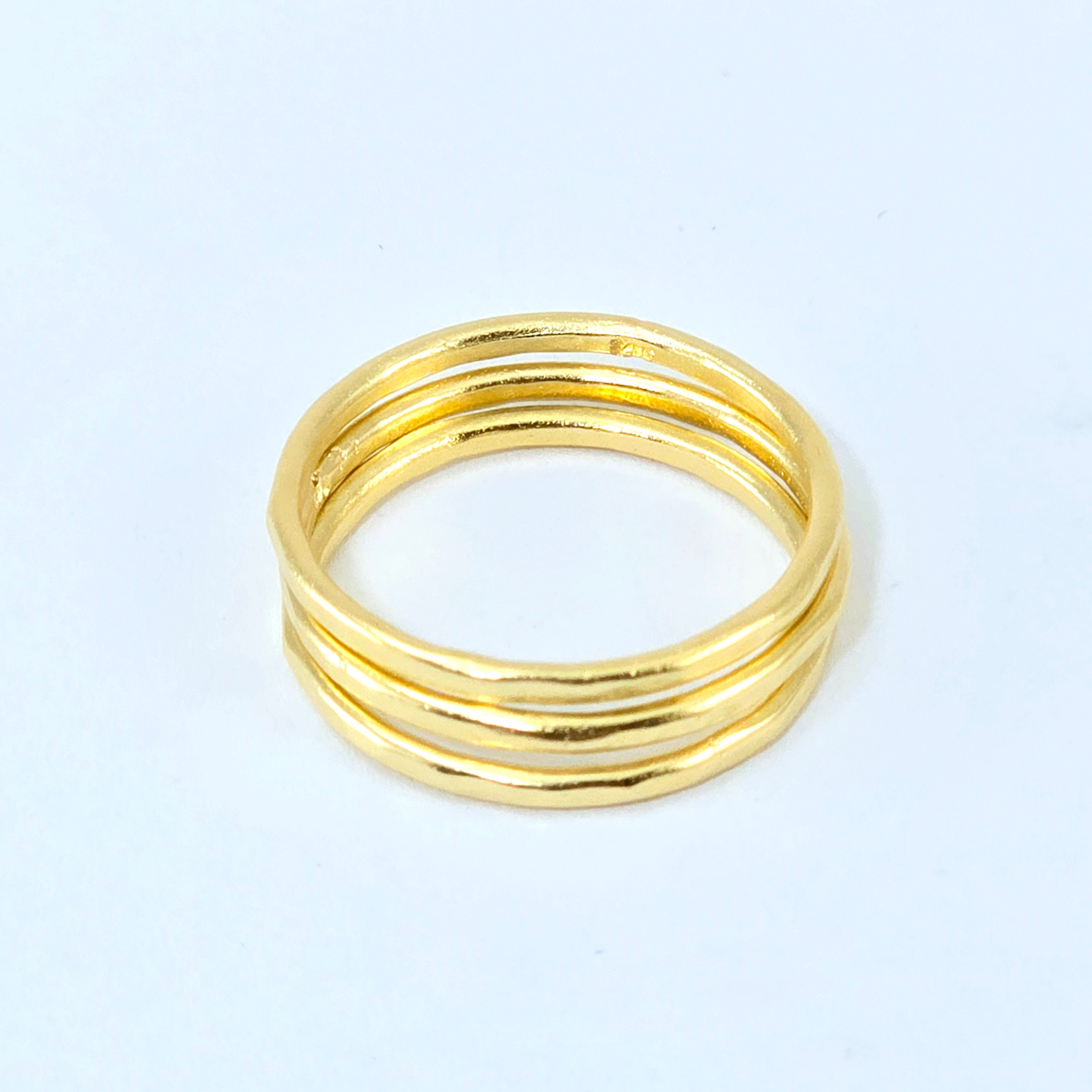 טבעת עדינה פשוטה זהב