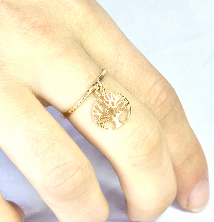 טבעת ציפוי זהב עם עץ מתנועע