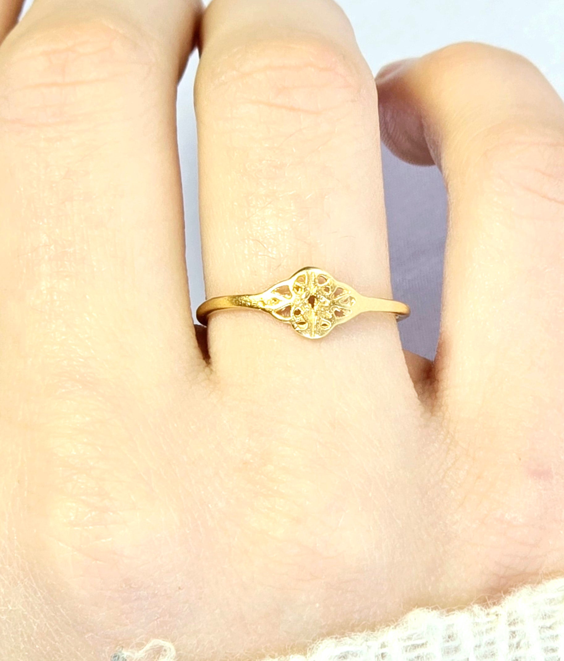 טבעת קשר דקה ציפוי זהב