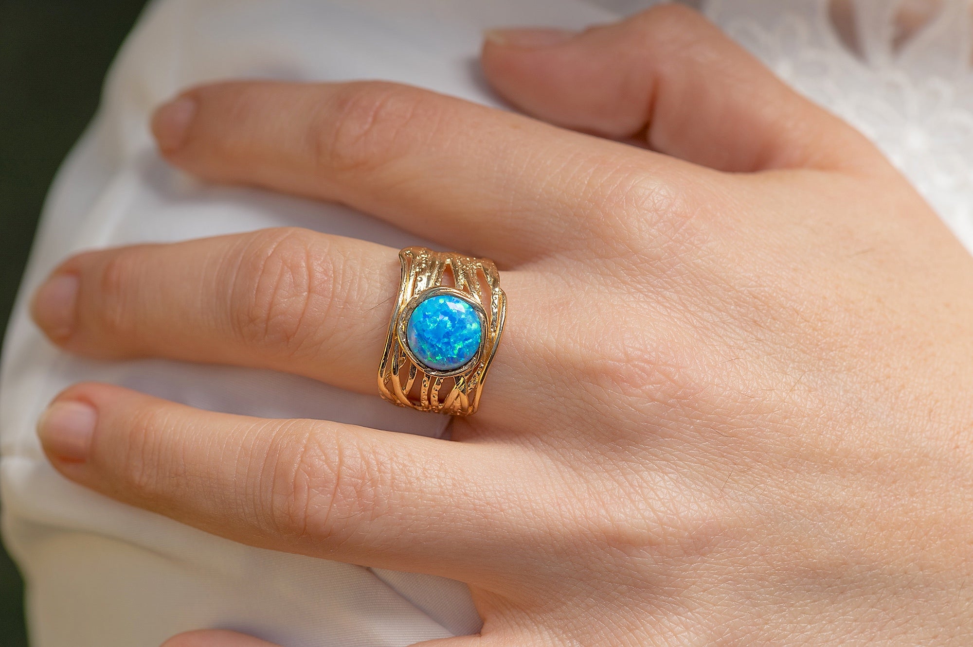 טבעת זהב רחבה ועבה 14 קראט