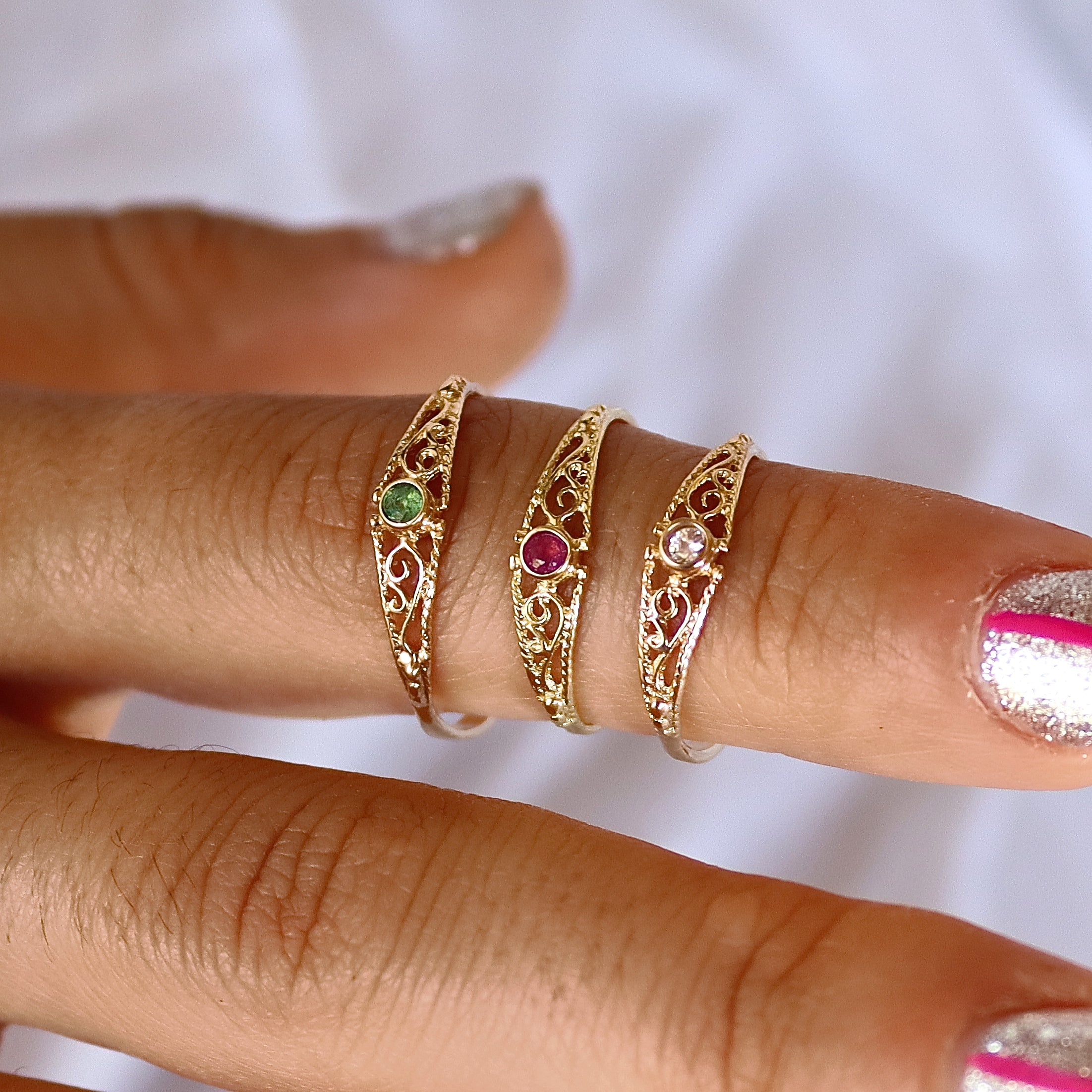 טבעת זהב 14 קראט פיליגרן דקה משובצת רובי