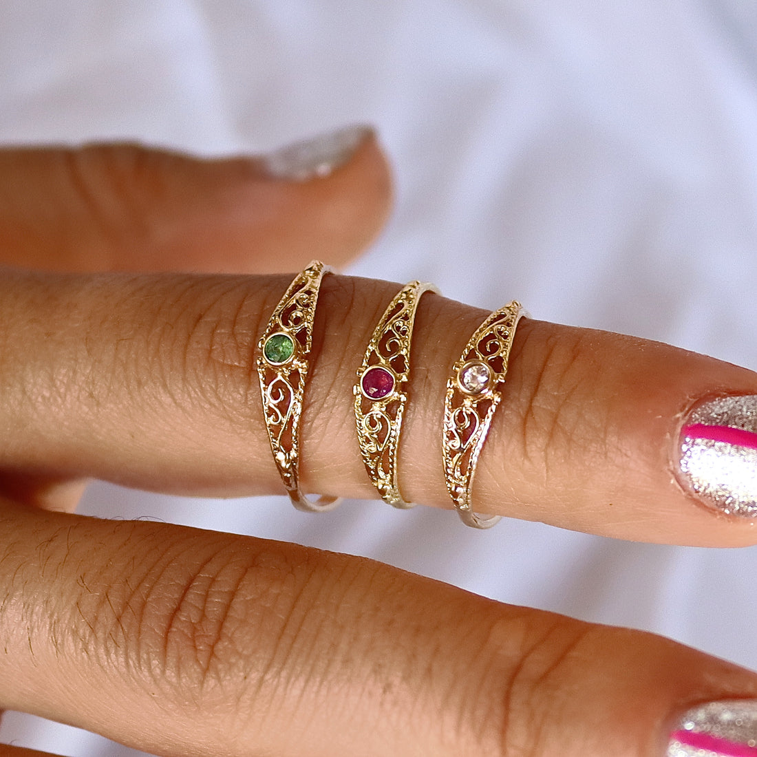 טבעת זהב 14 קראט פיליגרן דקה משובצת רובי