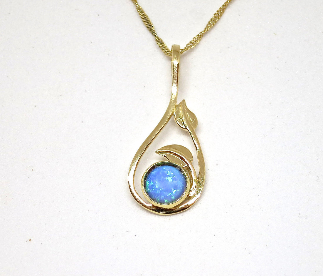 שרשרת אופל כחול מזהב 14 קראט: תליון אופל עם עלים