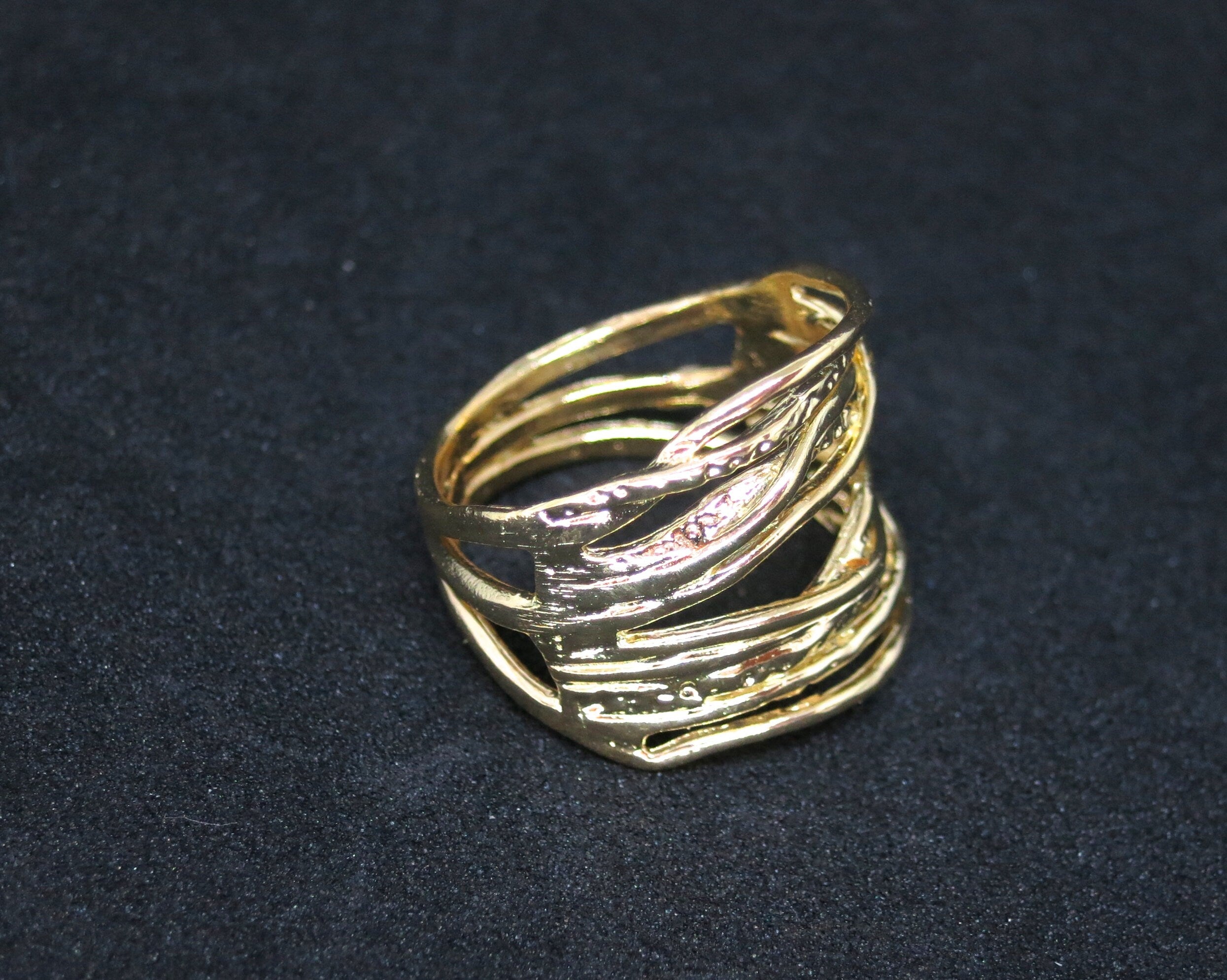 טבעת זהב, טבעת רב-טבעית, טבעת רחבה ועבה