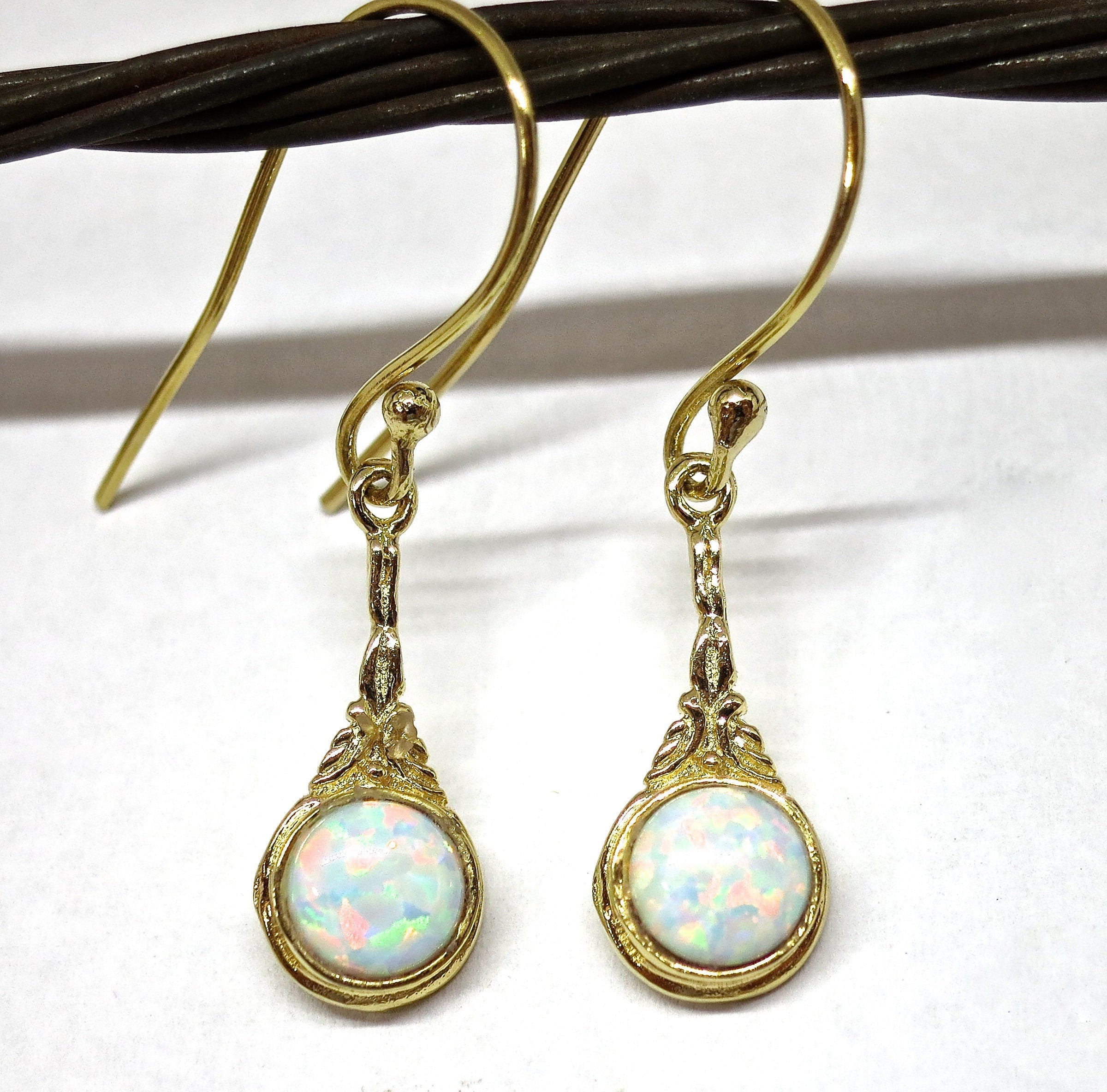 עגילי אופל מזהב 14 קראט מלא, עגילי אופל לבן ויקטוריאניים