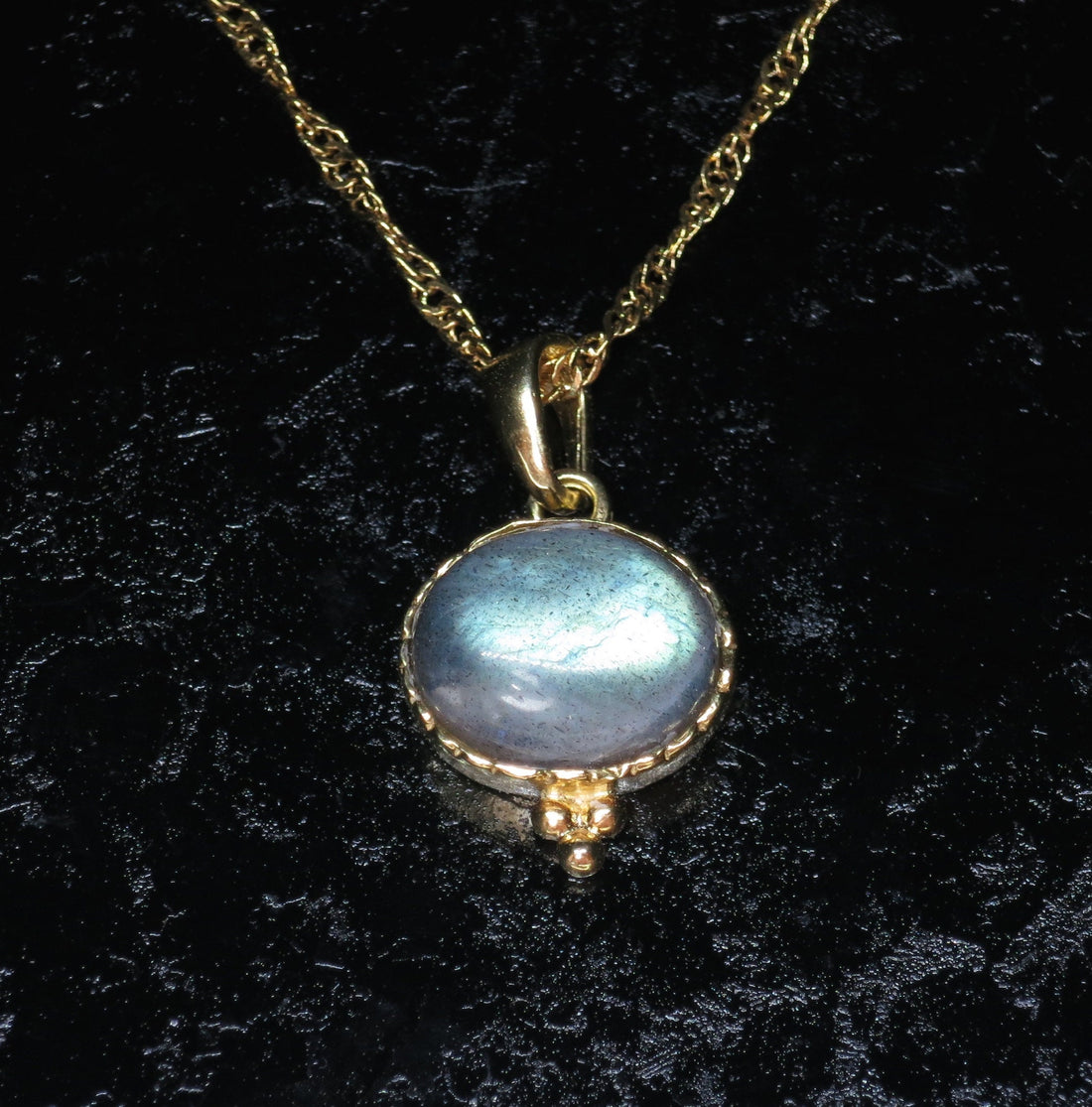 שרשרת זהב לברדוריט 14 קראט לנשים, שרשרת זהב אבן קסומה