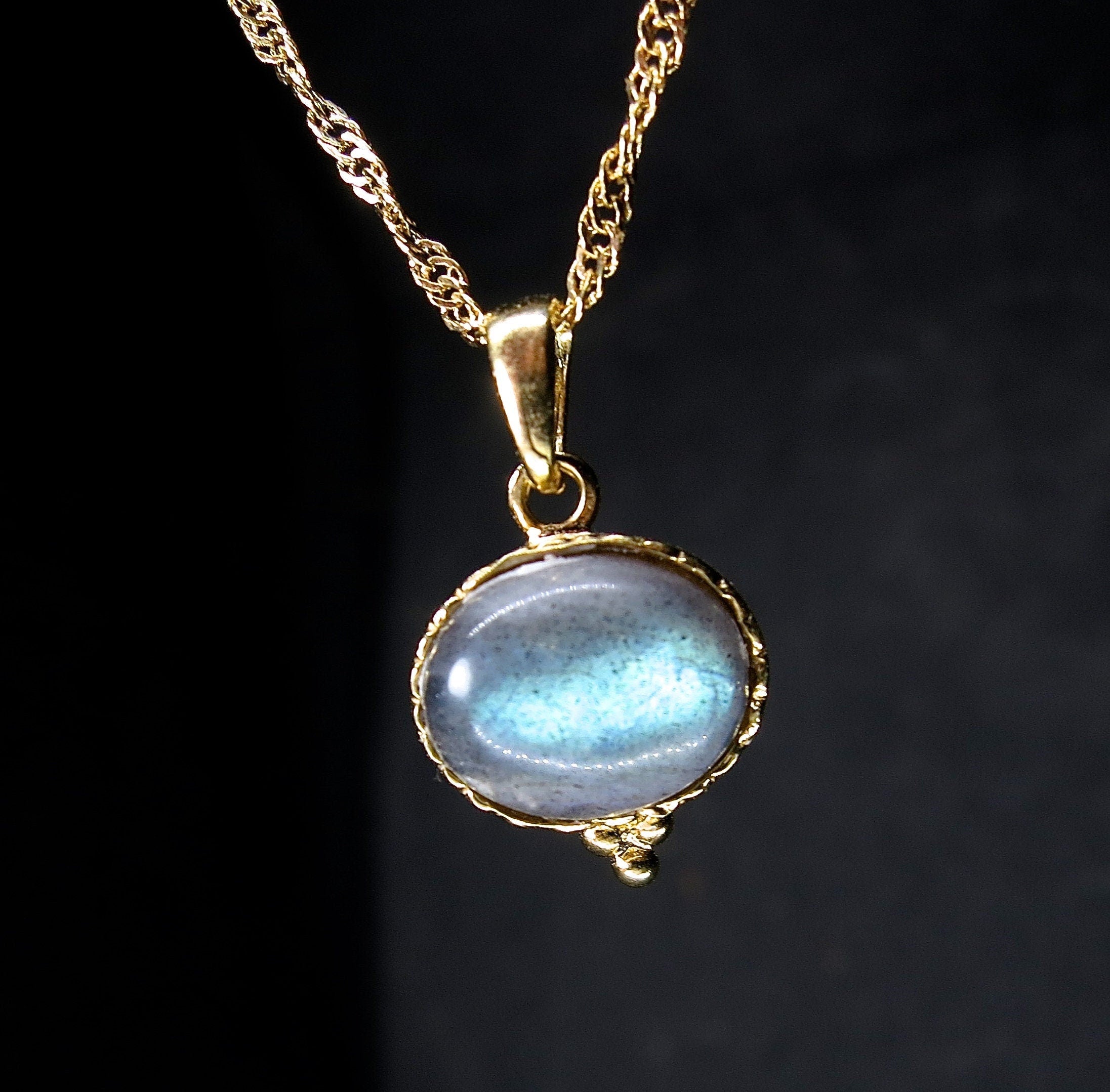 שרשרת זהב לברדוריט 14 קראט לנשים, שרשרת זהב אבן קסומה