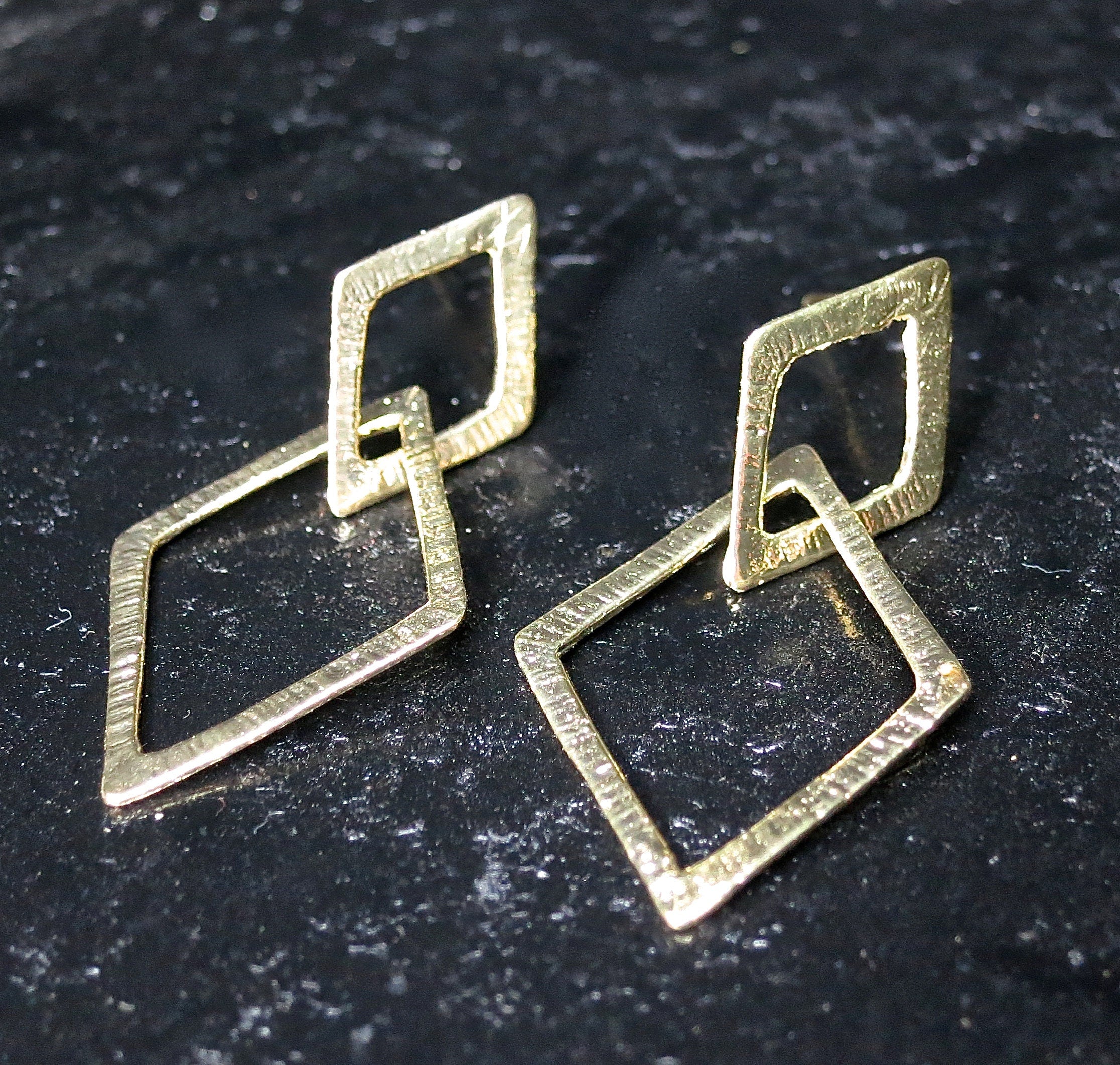 עגיל חישוק מעוין בצורת יהלום, עגילי חישוק מזהב 14 קראט