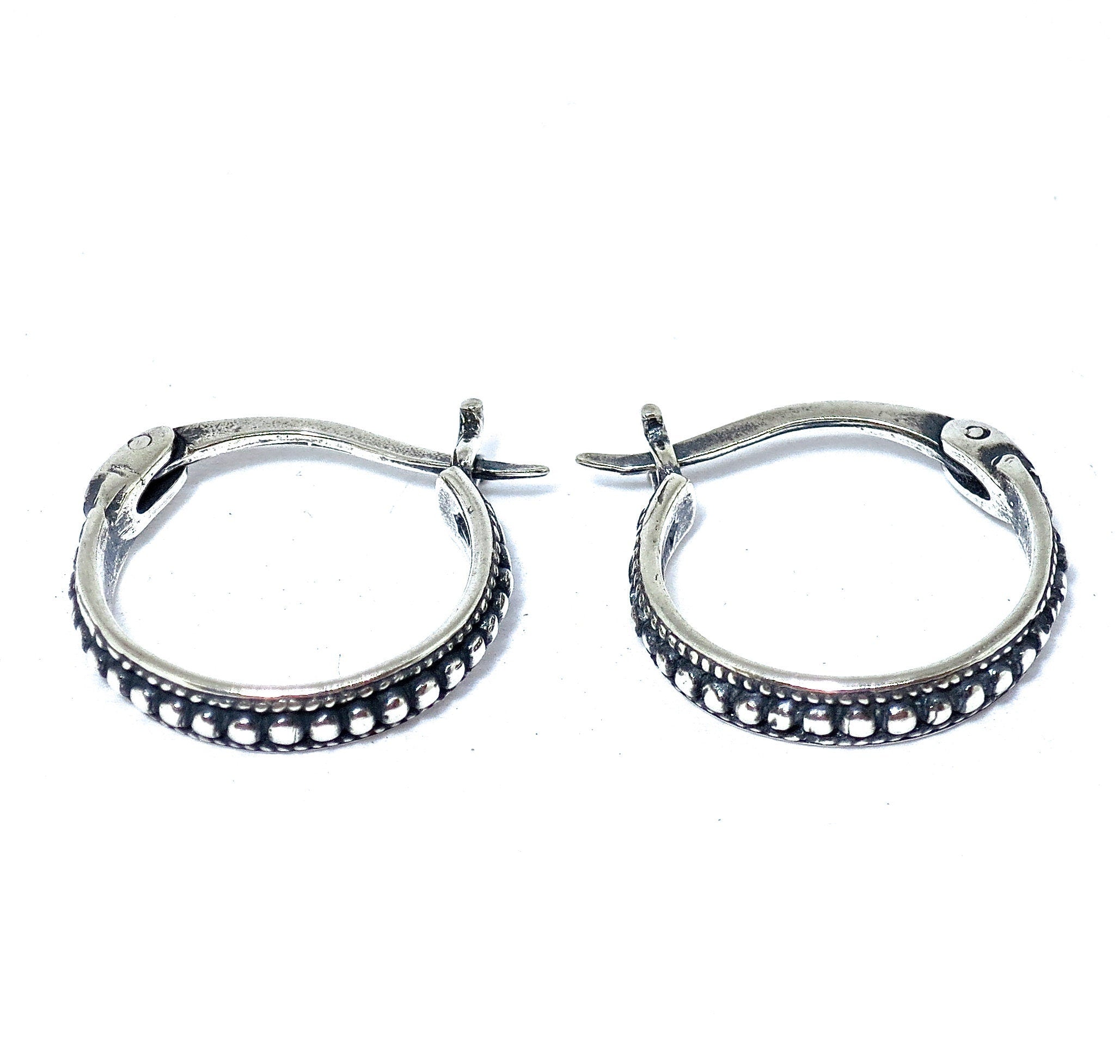 עגילי חישוק בעבודת יד, עגילי חישוק קטנים מכסף סטרלינג 925