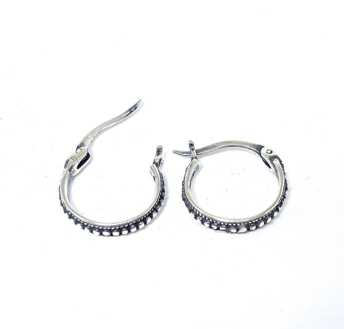 עגילי חישוק בעבודת יד, עגילי חישוק קטנים מכסף סטרלינג 925