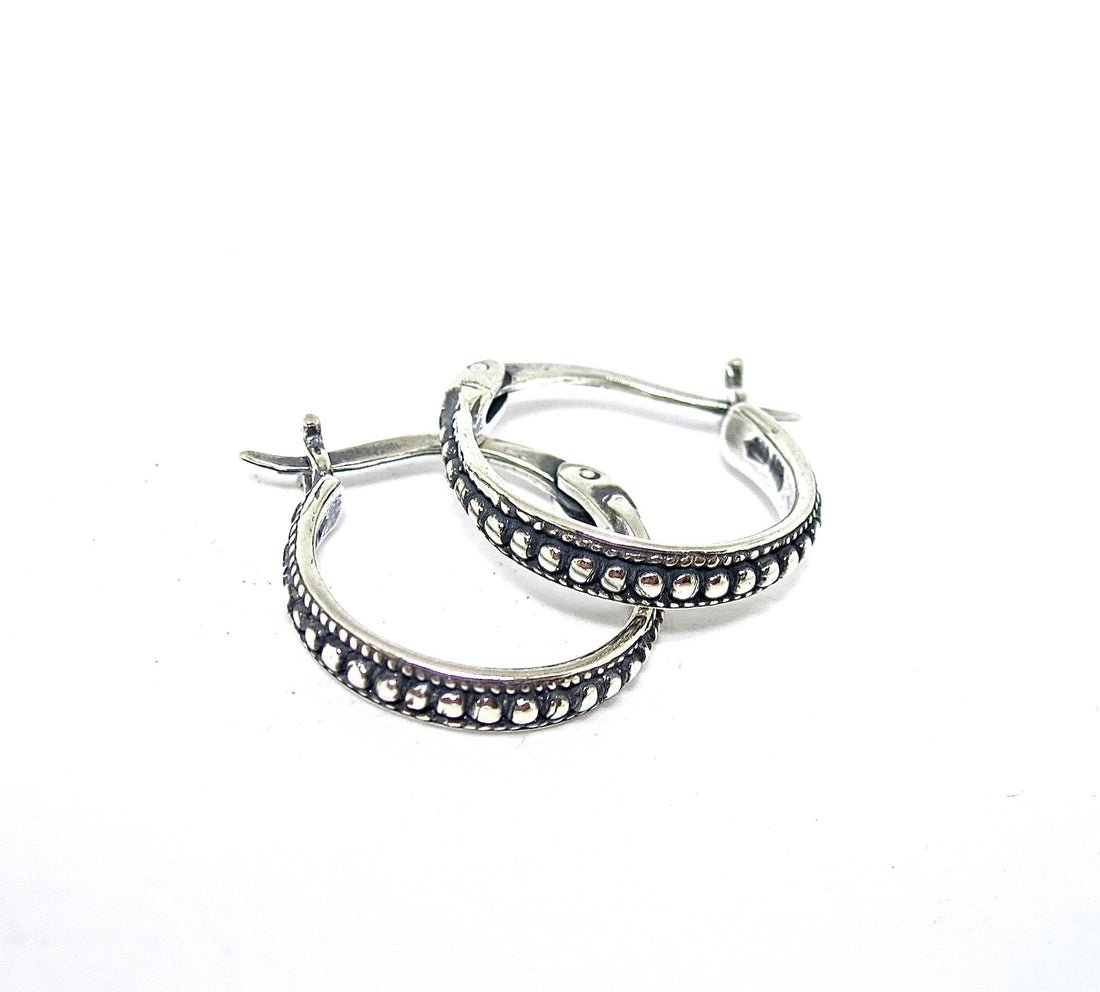 עגילי חישוק בעבודת יד, עגילי חישוק קטנים מכסף סטרלינג 925