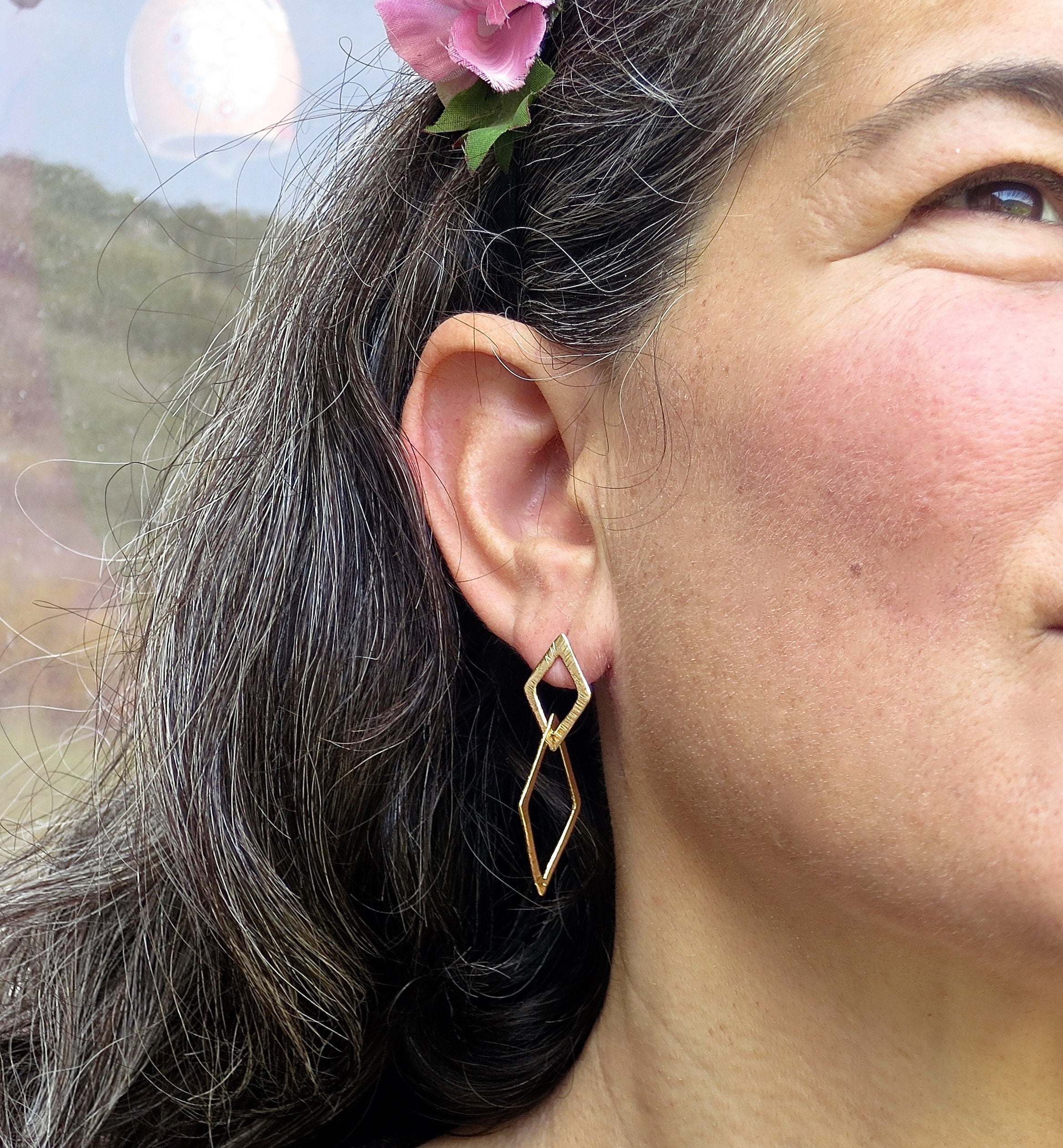 עגיל חישוק מעוין בצורת יהלום, עגילי חישוק מזהב 14 קראט