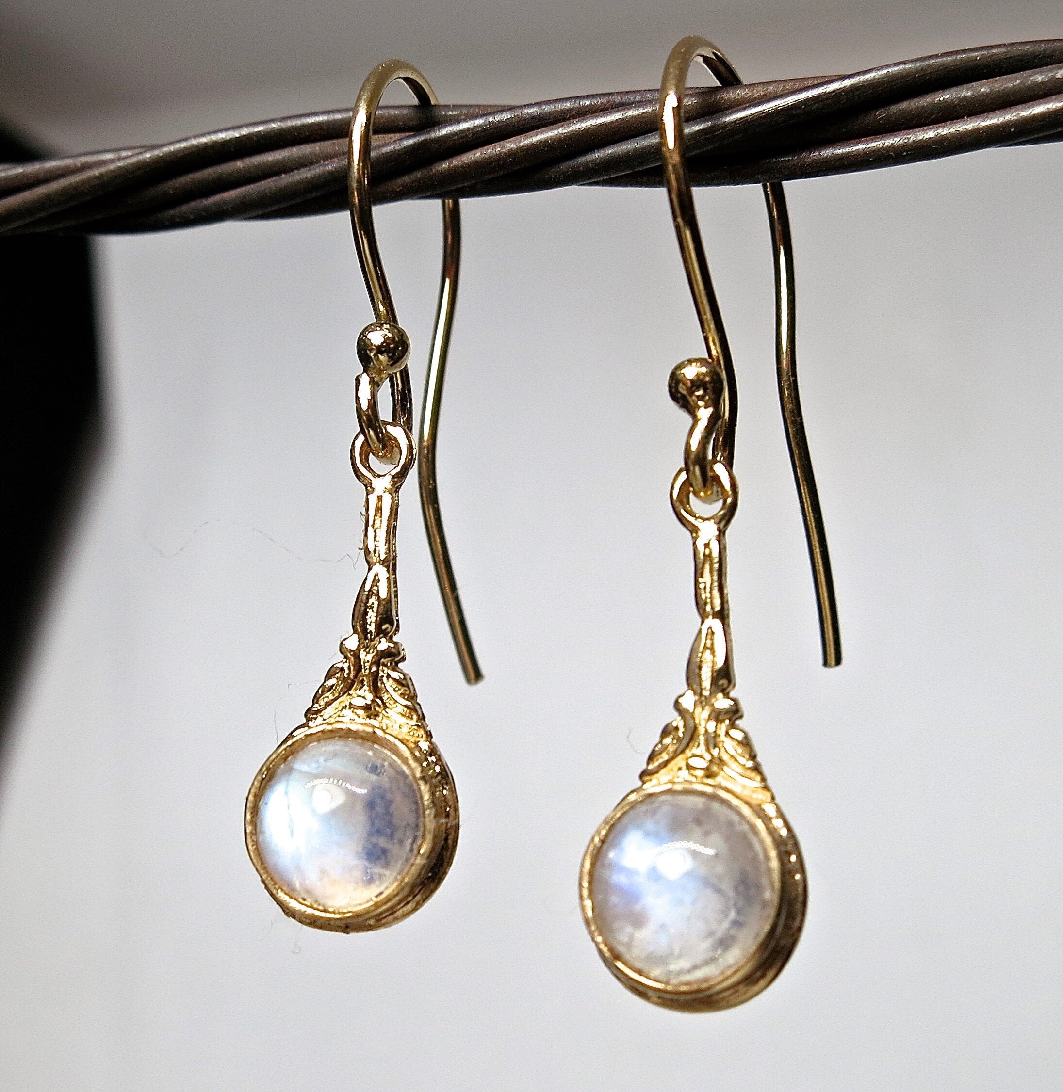 עגילי זהב 14 קראט מלאים משובצים באבן ירח