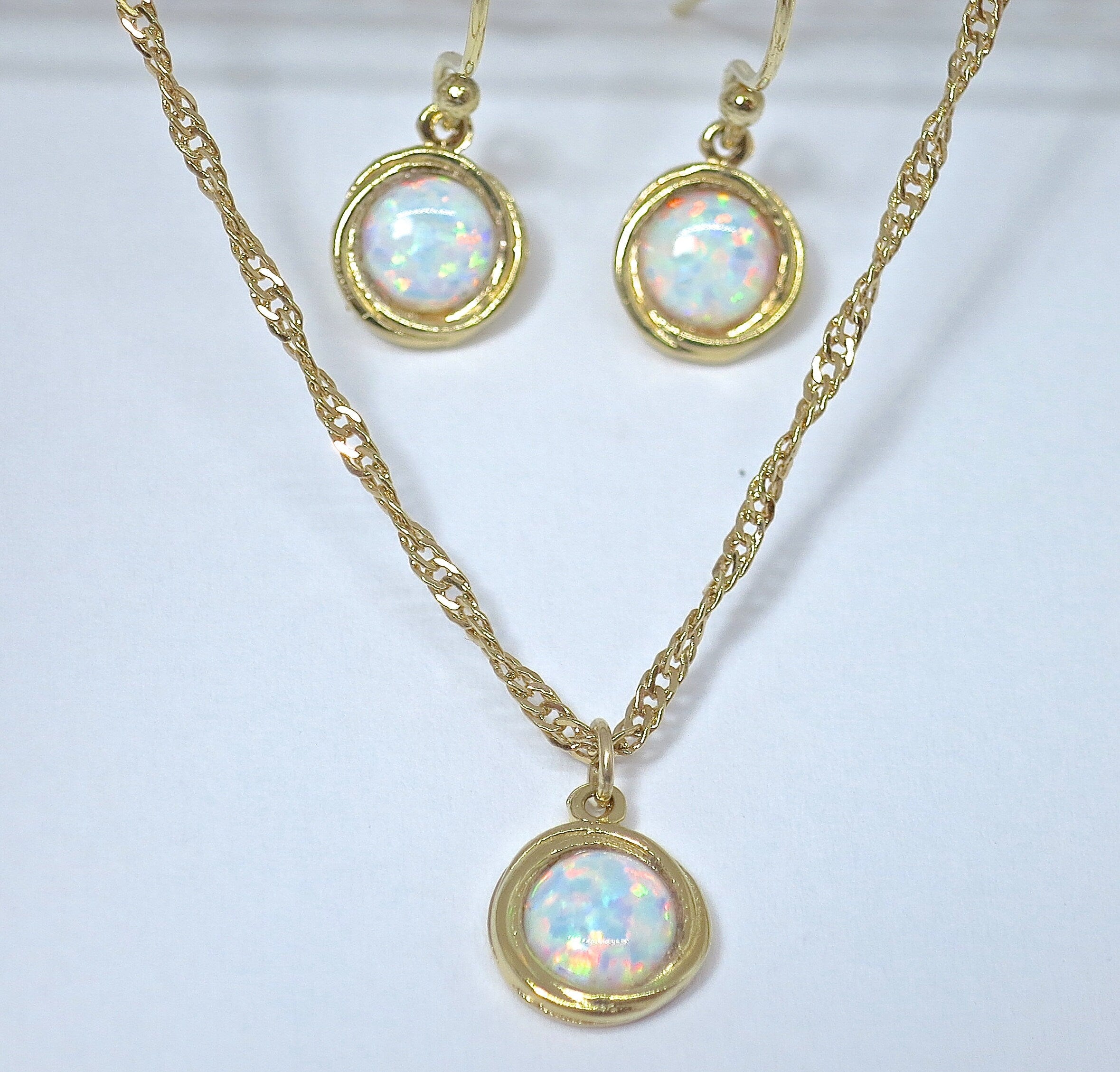 סט תכשיטי אופל, עגילים ושרשרת, סט עגילים ושרשרת מזהב לבן אופל