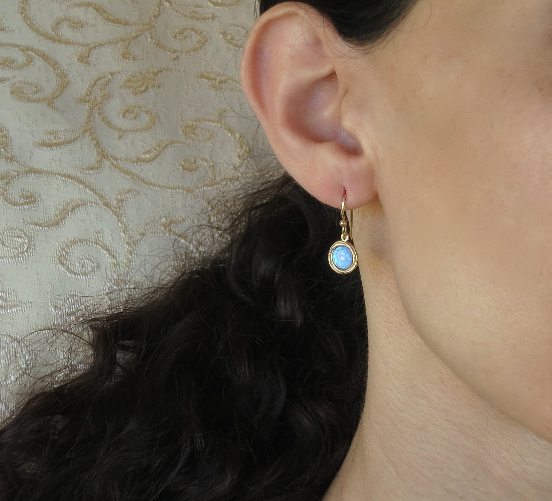 עגילי זהב 14 קראט משובצים בירקן, עגילי זהב 14 קראט משובצים בירקן ירוק