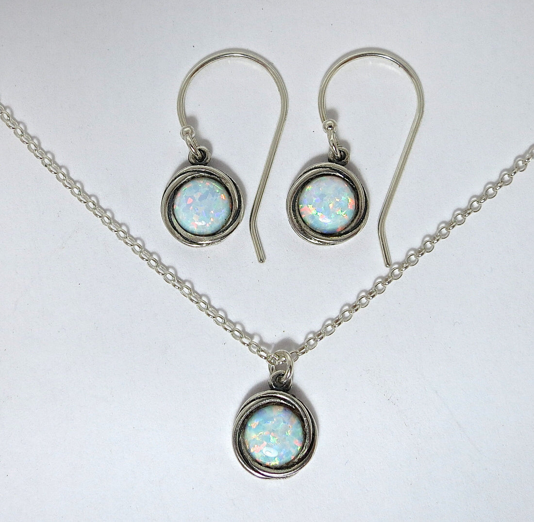 עגילי ושרשרת כסף סטרלינג 925 משובצים באופל לבן, סט תכשיטי אופל