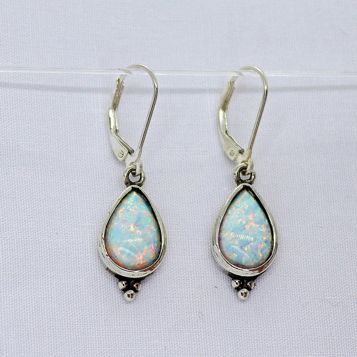 עגיל אופל כסף סטרלינג 925 בצורת טיפה לאישה