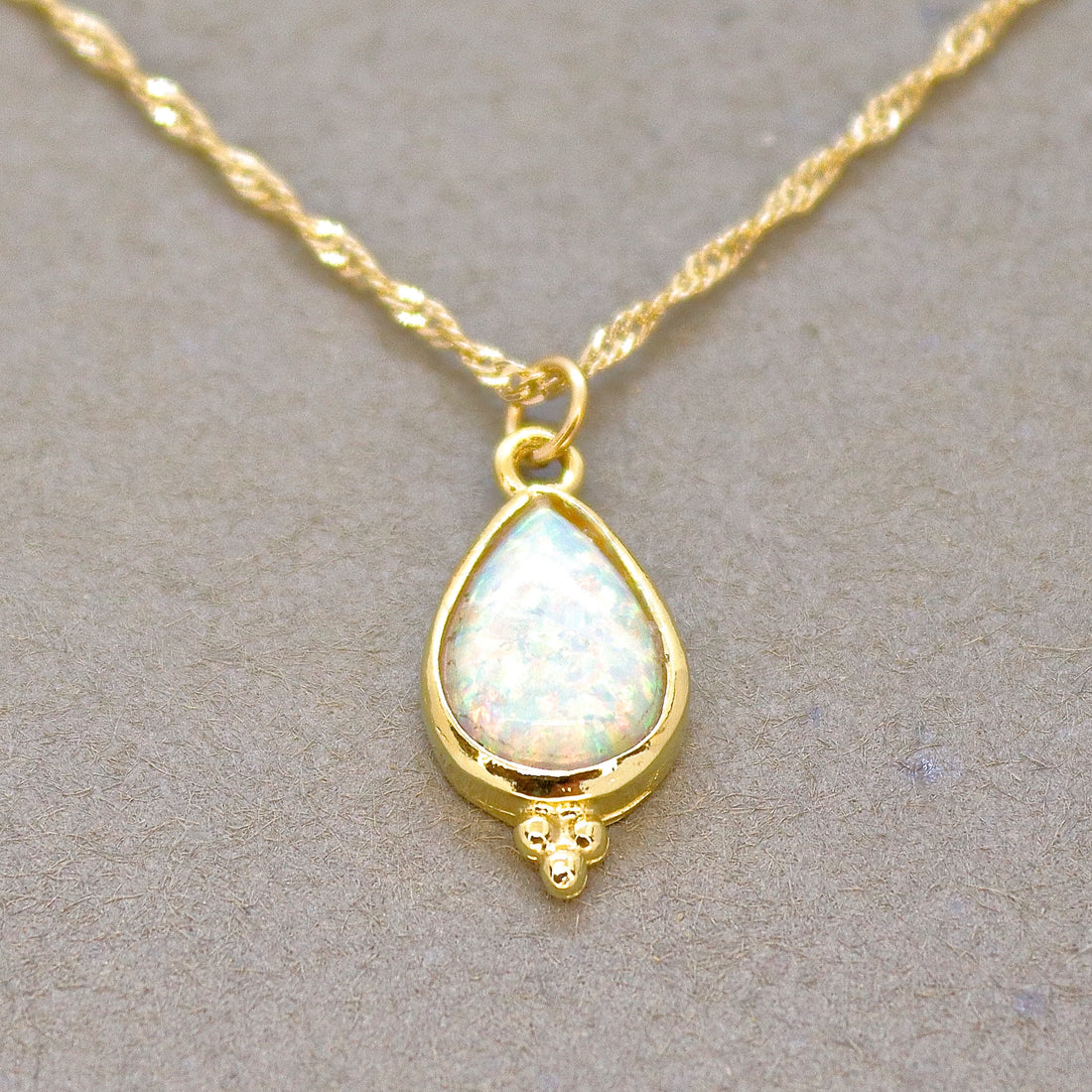 שרשרת אופל זהב, שרשרת אופל לבן, תליון זהב אלגנטי לנשים