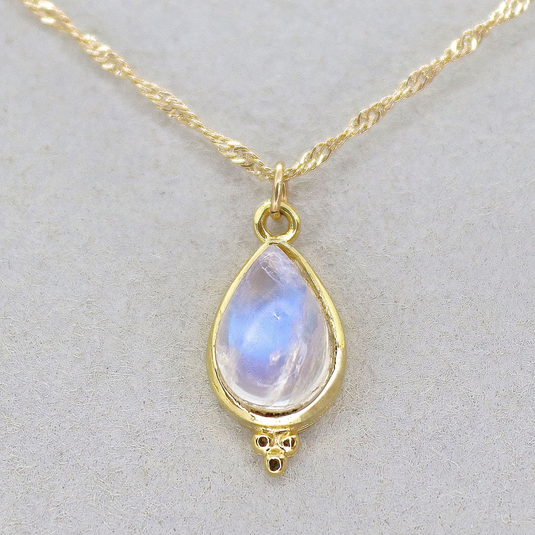 שרשרת אבן ירח, שרשרת טיפות מזהב מלא 14 קראט