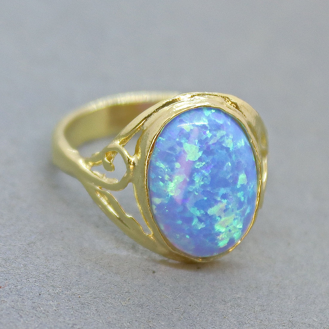 טבעת זהב אופל, טבעת סוליטר ויקטוריאנית בעבודת יד