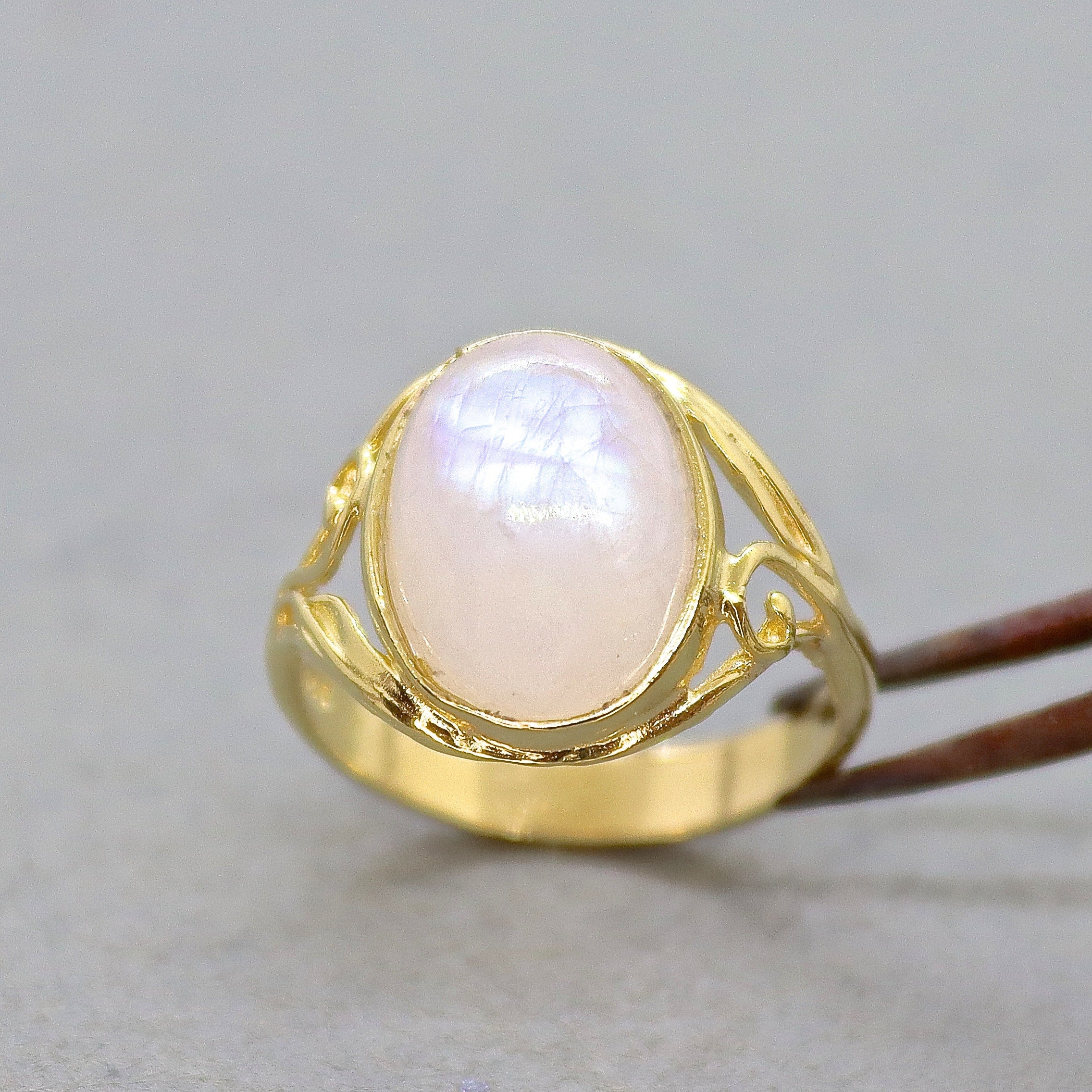 טבעת זהב מונסטון טבעת אבני חן טבעיות בעבודת יד