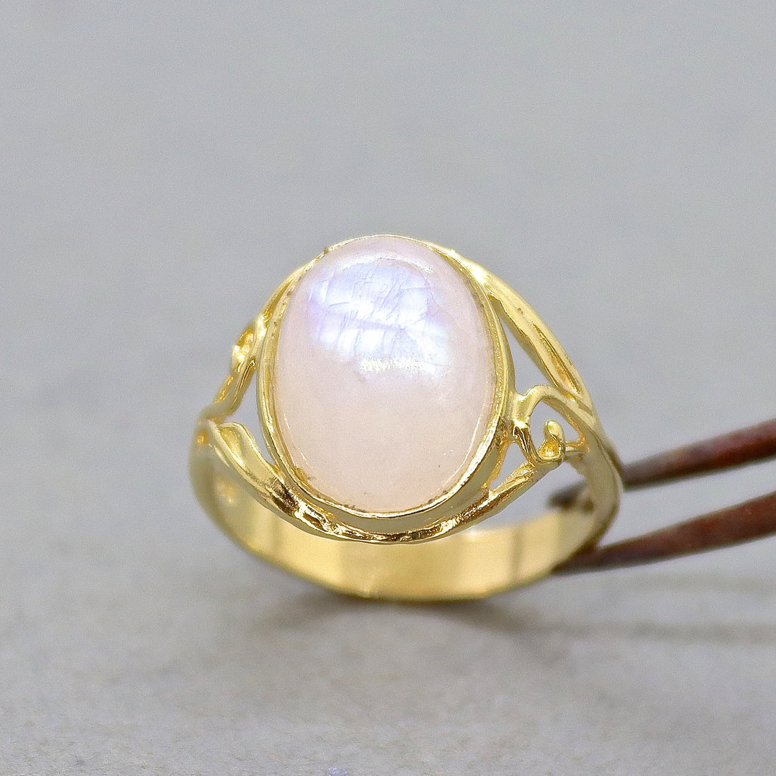 טבעת זהב מונסטון טבעת אבני חן טבעיות בעבודת יד