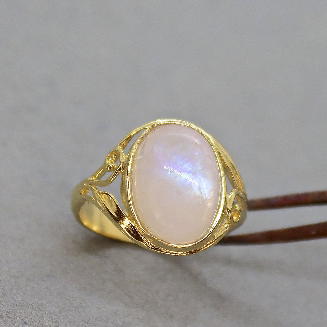 טבעת זהב מונסטון טבעת אבני חן טבעיות בעבודת יד