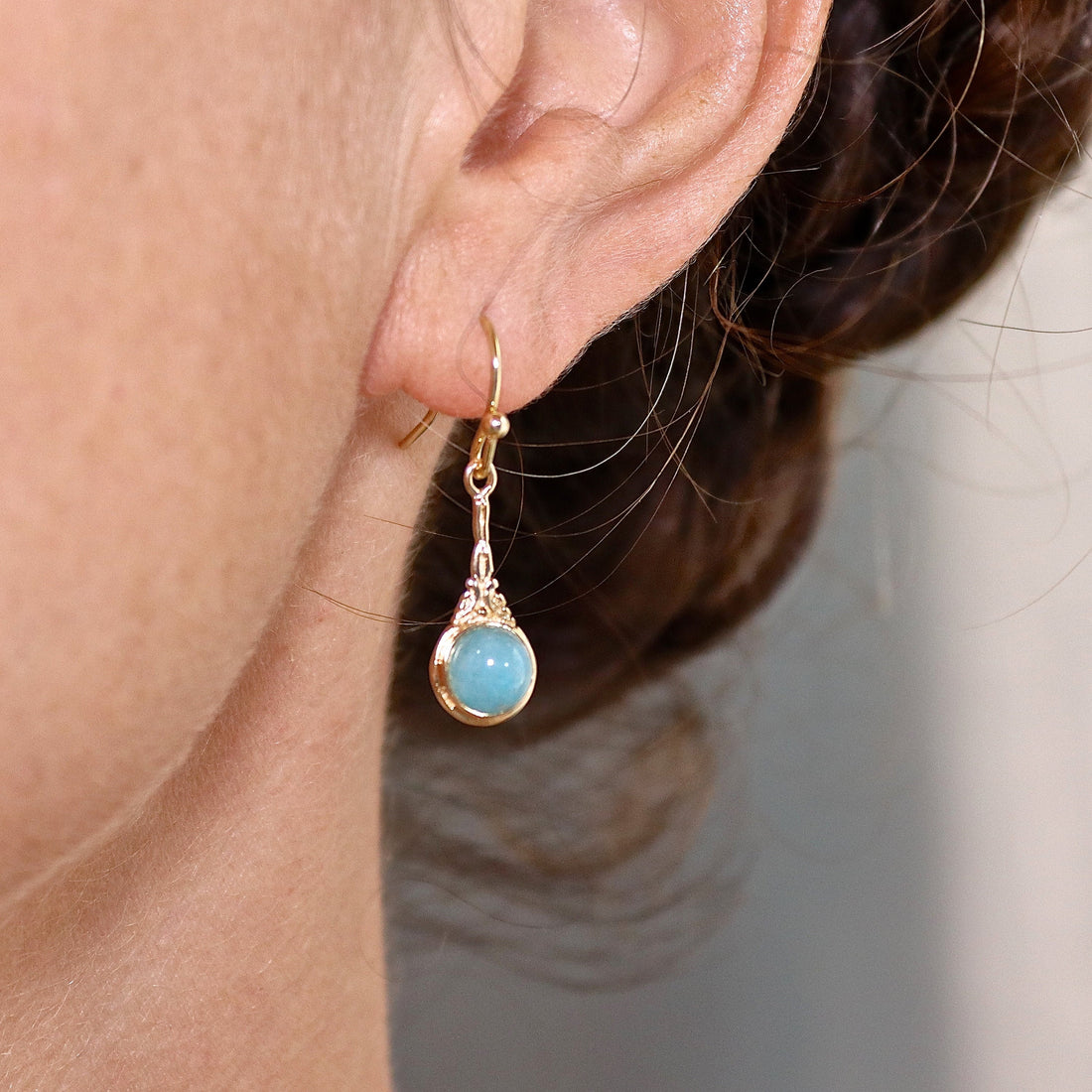 עגילי זהב אקוומרין, עגילים בסגנון ויקטוריאני עם אבן כחולה