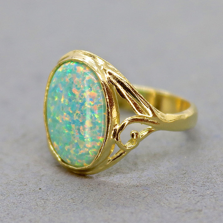 טבעת זהב אופל, טבעת אופל טורקיז בעבודת יד