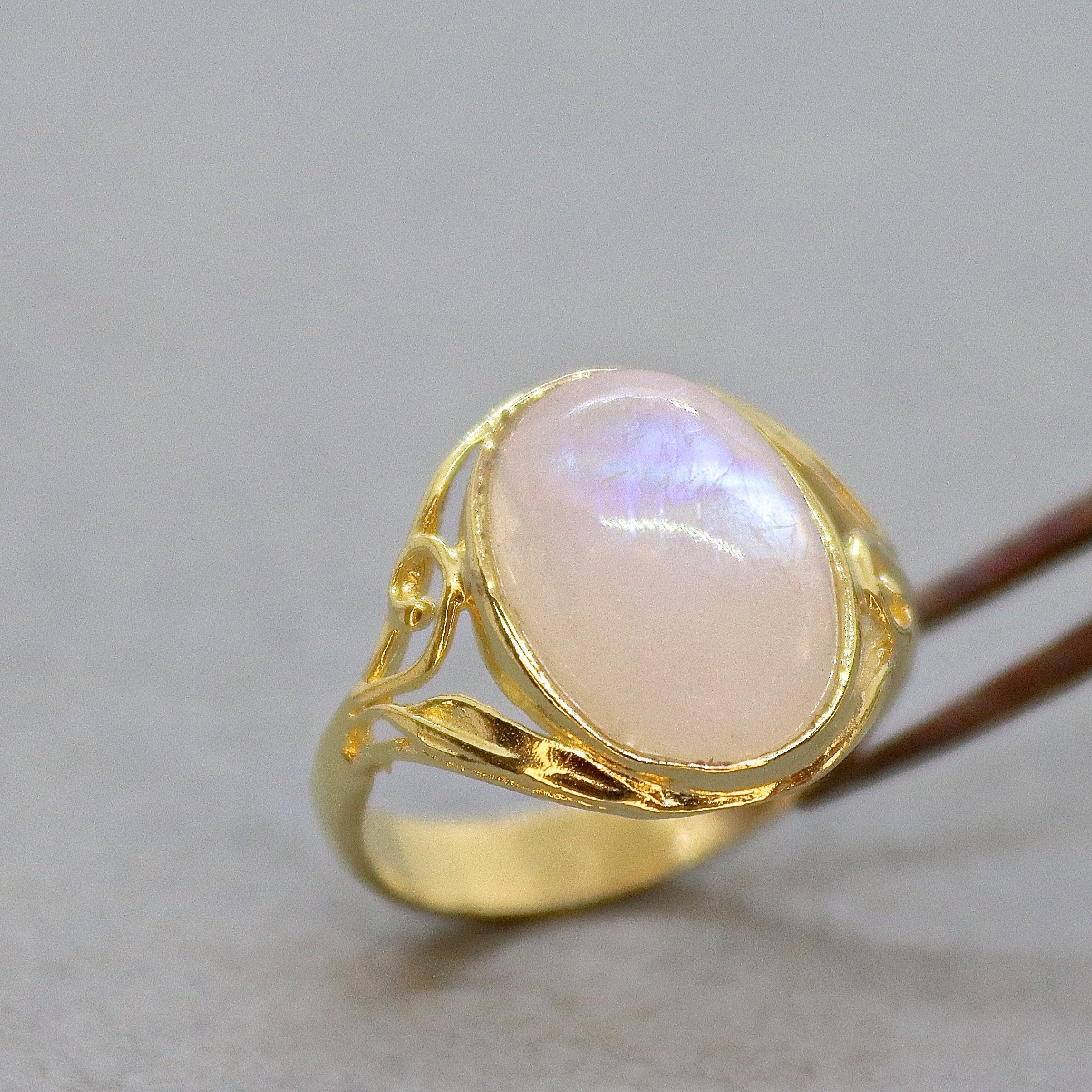 טבעת זהב מונסטון טבעת אבני חן טבעיות בעבודת יד