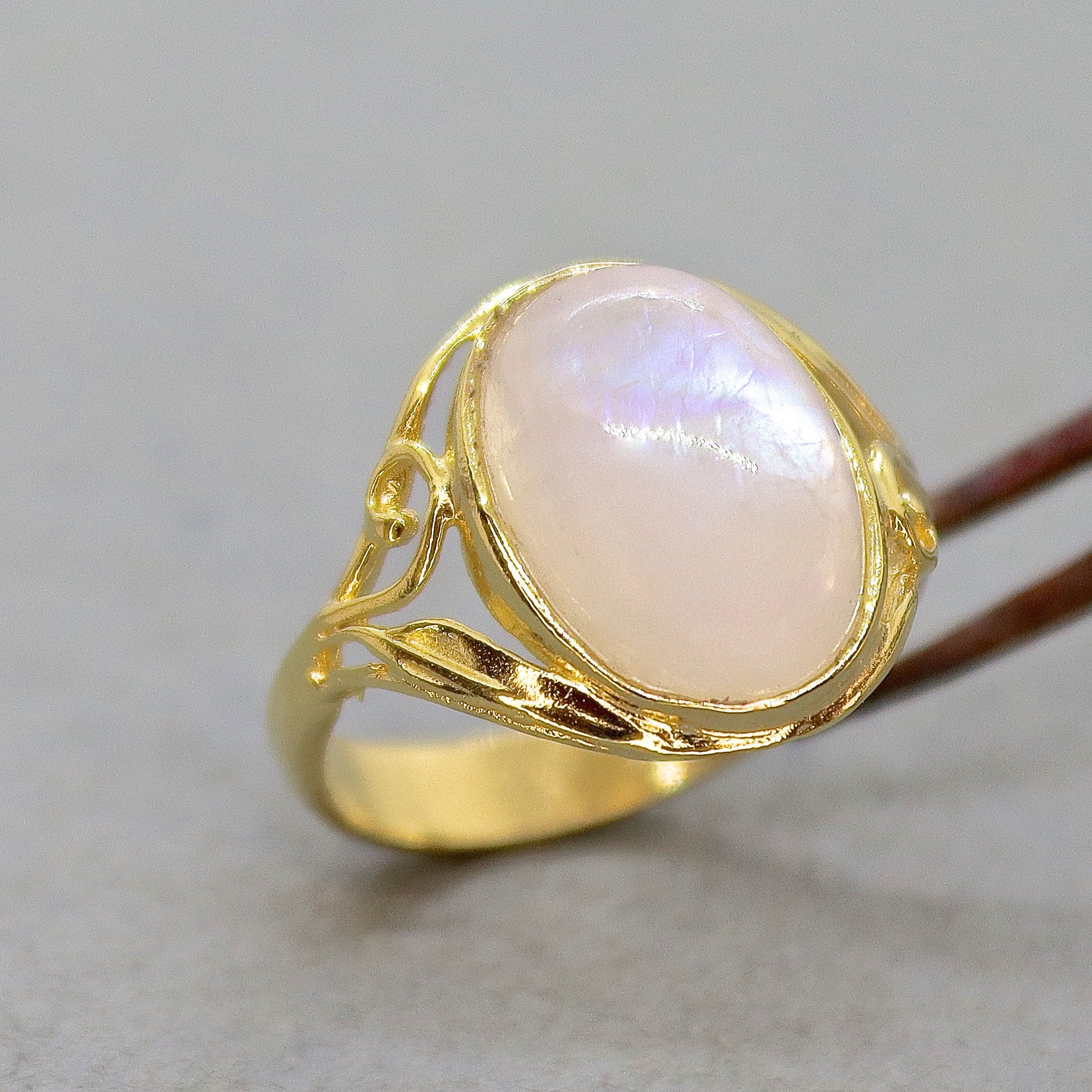 טבעת זהב מונסטון טבעת אבני חן טבעיות בעבודת יד