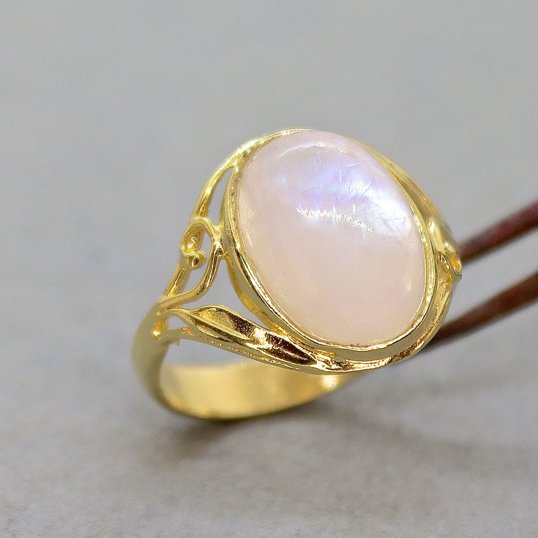 טבעת זהב מונסטון טבעת אבני חן טבעיות בעבודת יד