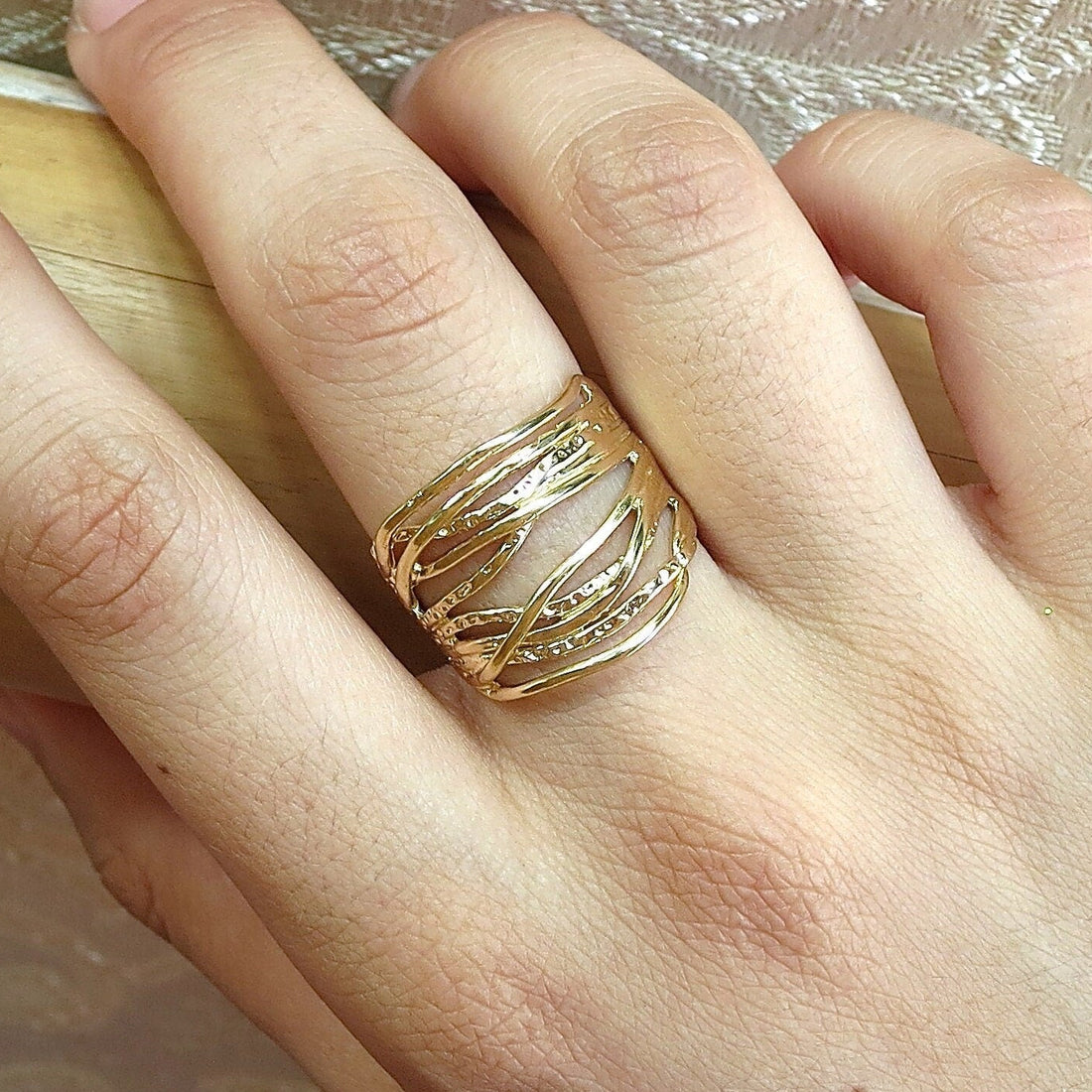 טבעת זהב, טבעת רב-טבעית, טבעת רחבה ועבה