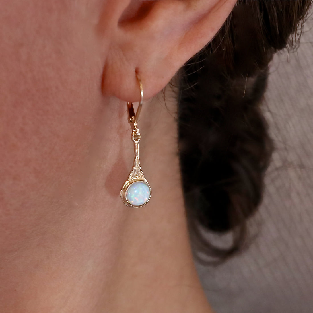 עגילי אופל מזהב 14 קראט מלא, עגילי אופל לבן ויקטוריאניים