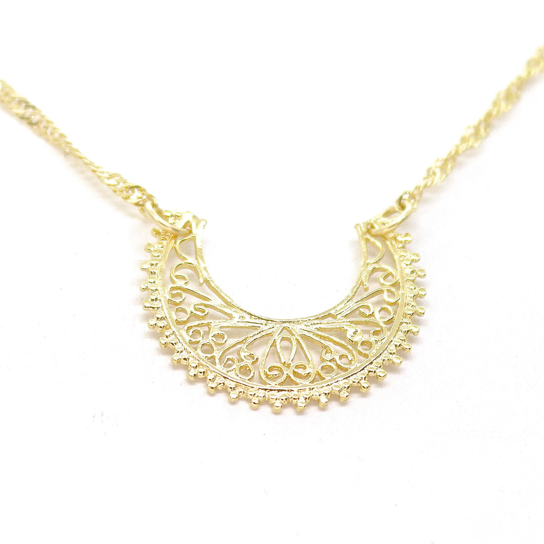 שרשרת סהר פיליגרן: תכשיטים בוהמיים מצופים זהב 14 קראט