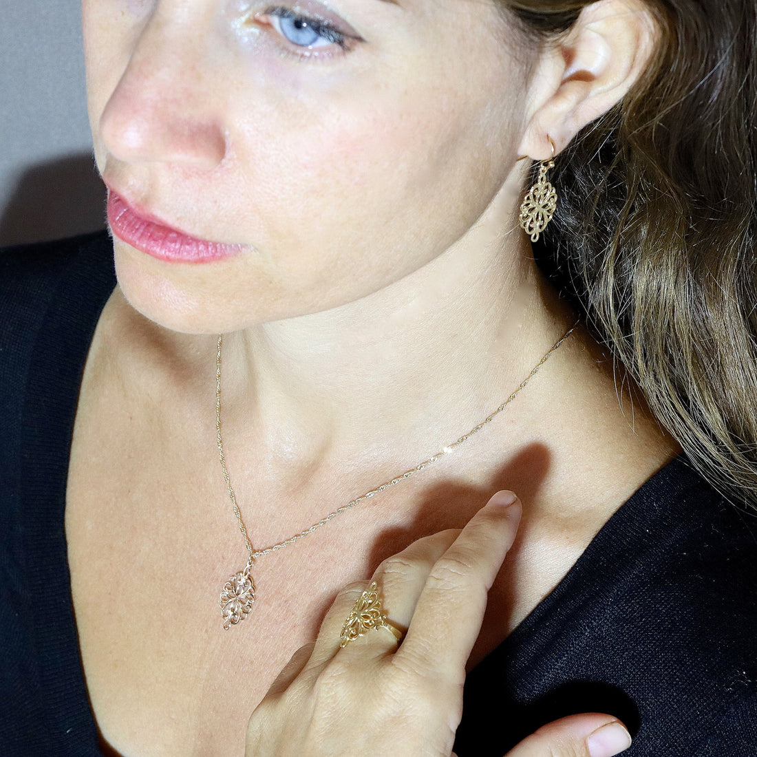 עגילי זהב מלאים בצורת פיליגרן, עגילי זהב 14 קראט, עגילים ויקטוריאניים