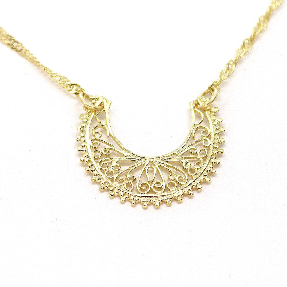 שרשרת סהר פיליגרן: תכשיטים בוהמיים מצופים זהב 14 קראט