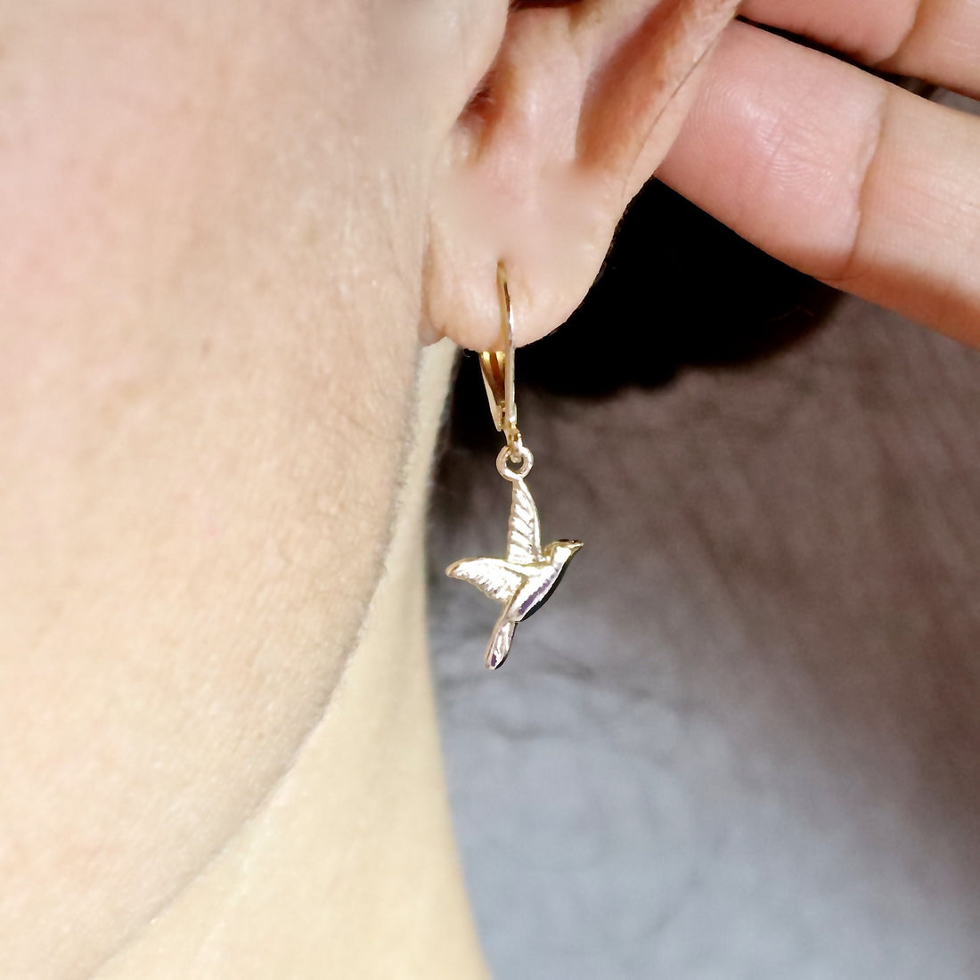 עגילי ציפורים בעבודת יד מזהב 14 קראט - בהשראת הטבע