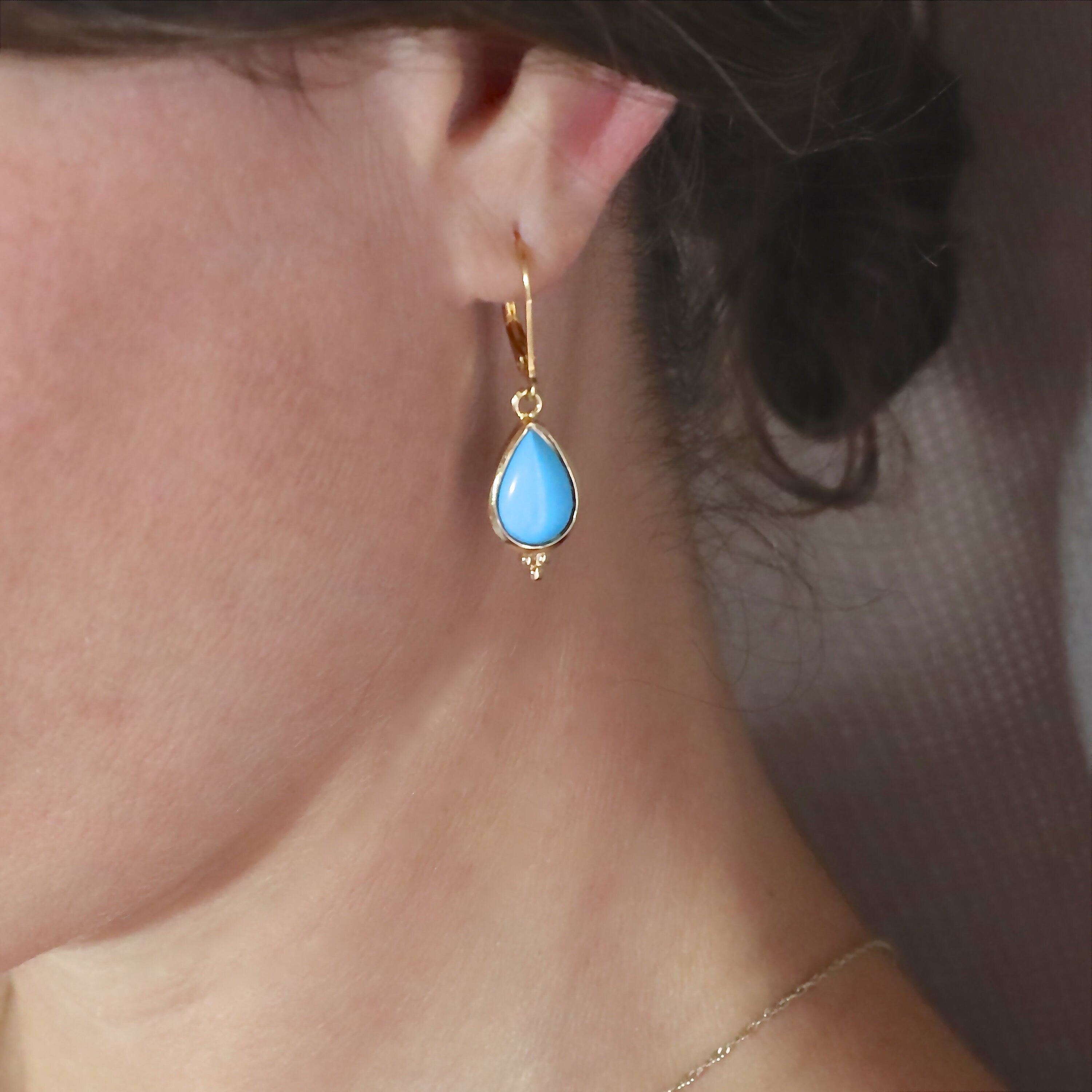 עגילי זהב טורקיז עם דמעה