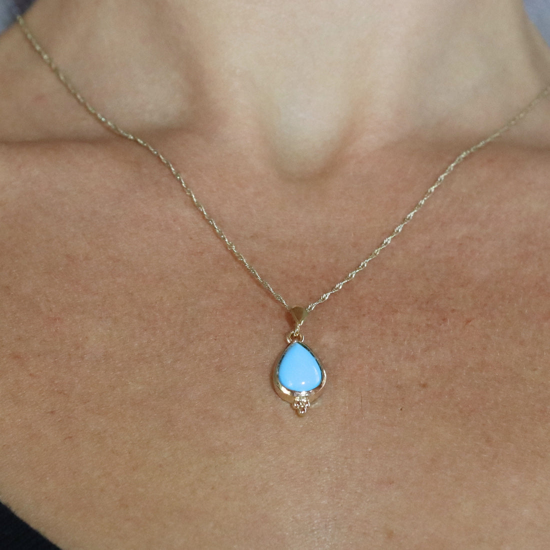 שרשרת תליון טורקיז דמעה מזהב 14 קראט