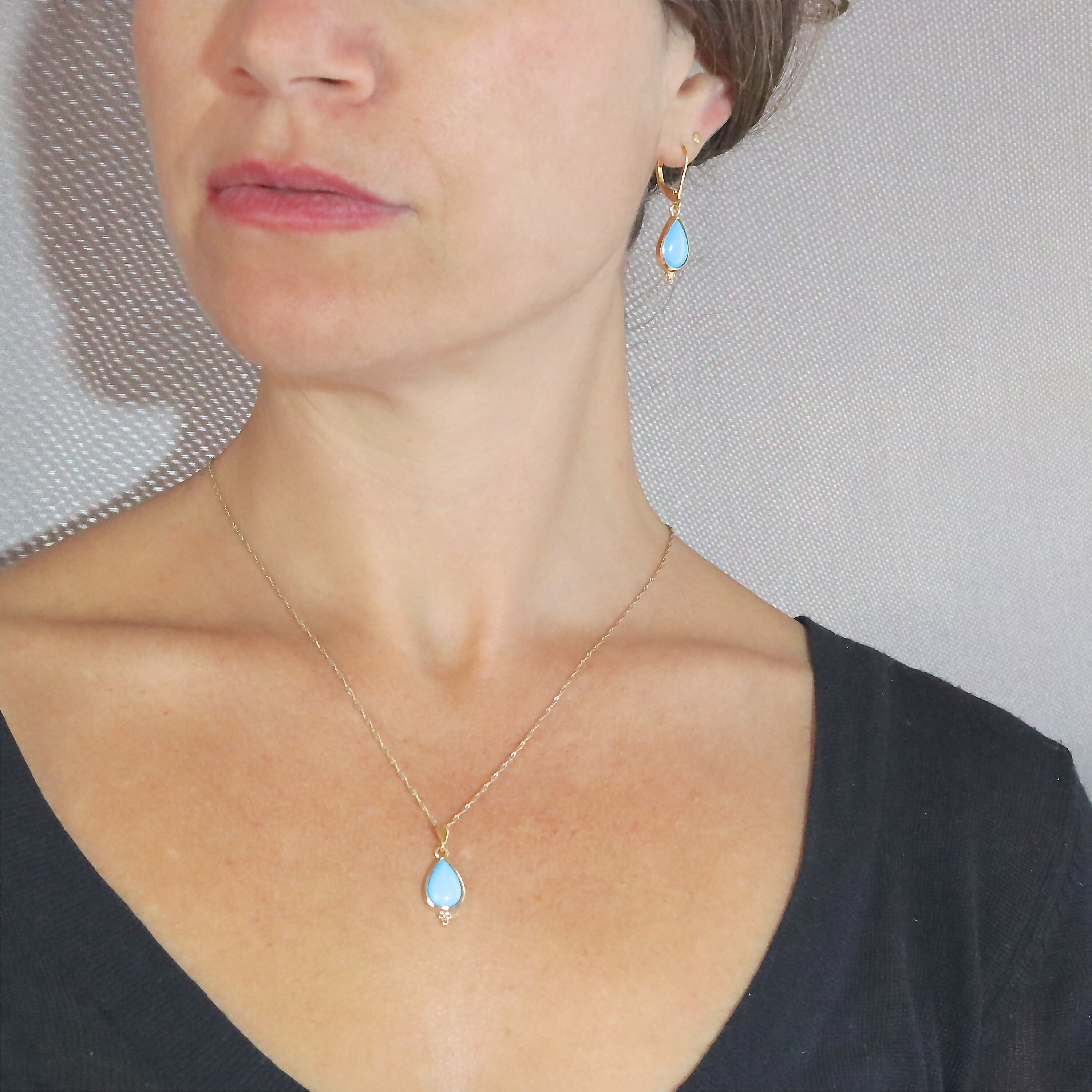 שרשרת תליון טורקיז דמעה מזהב 14 קראט