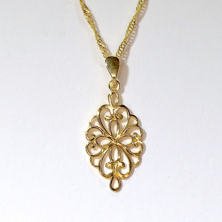 שרשרת תליון זהב 14 קראט בסגנון ויקטוריאני עשויה פיליגרן