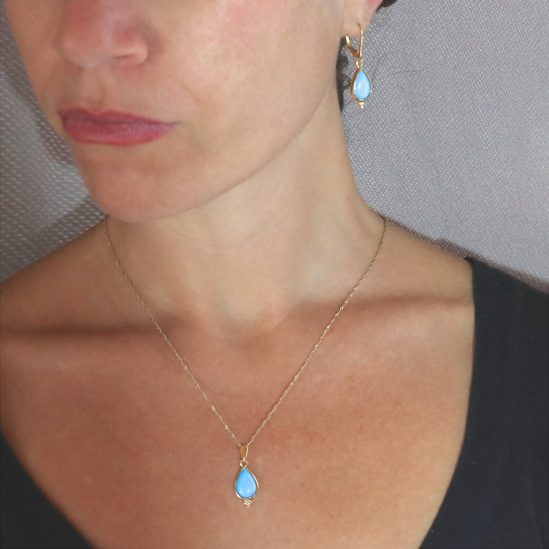 שרשרת תליון טורקיז דמעה מזהב 14 קראט