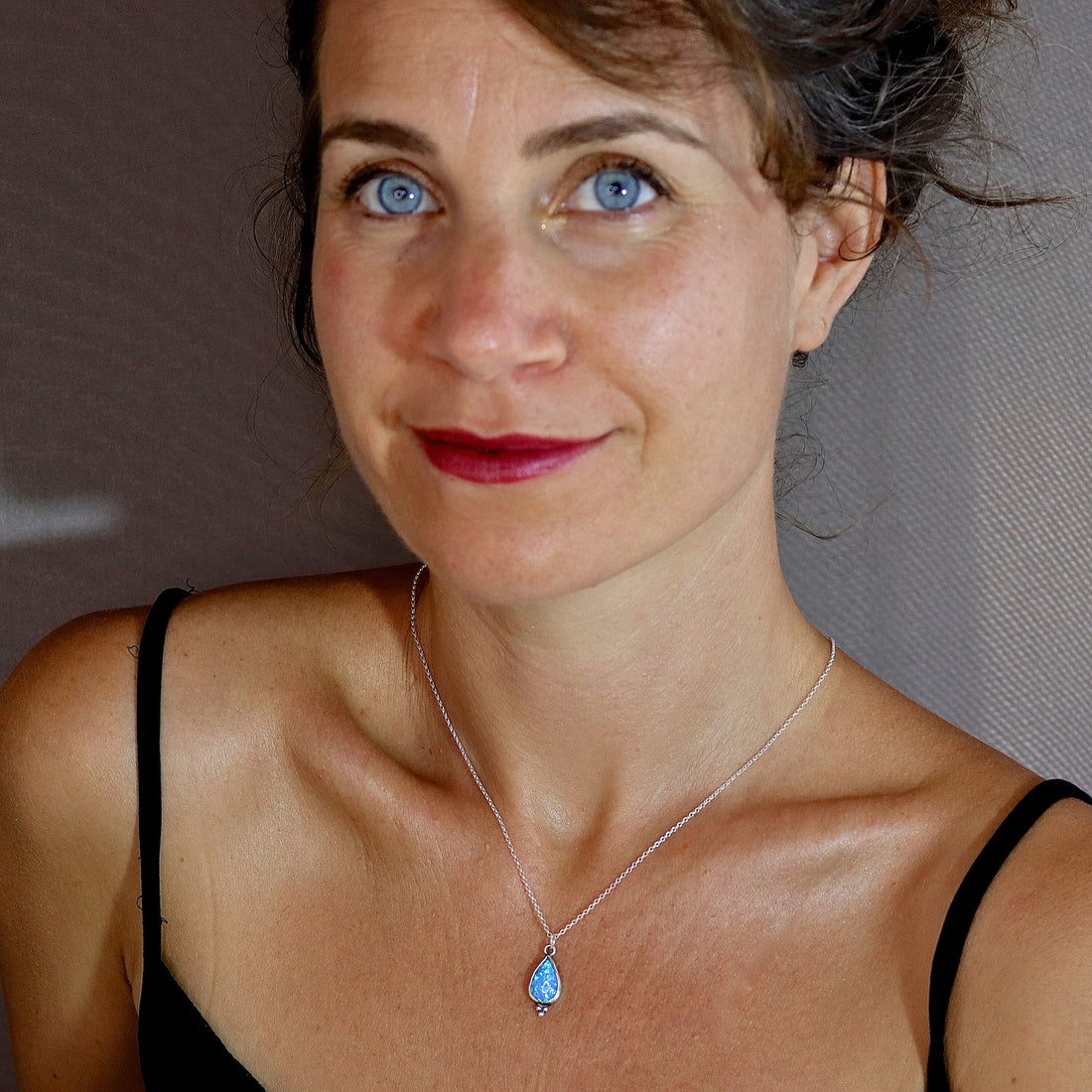 תליון שרשרת טיפת אופל, תליון דמעה מכסף סטרלינג 925, שרשרת אופל כחול