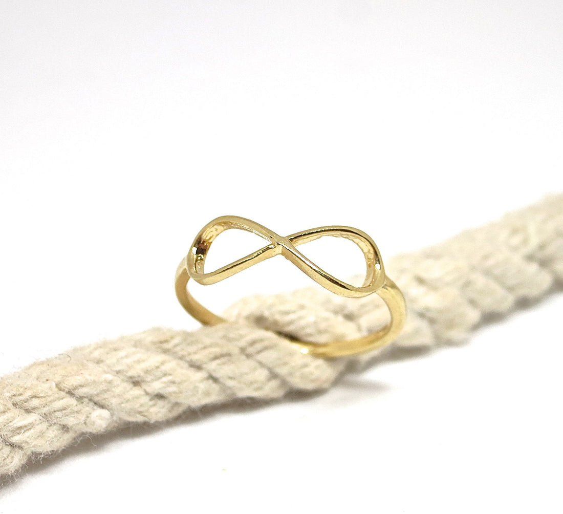 טבעת זהב מלא 14 קראט אינפיניטי