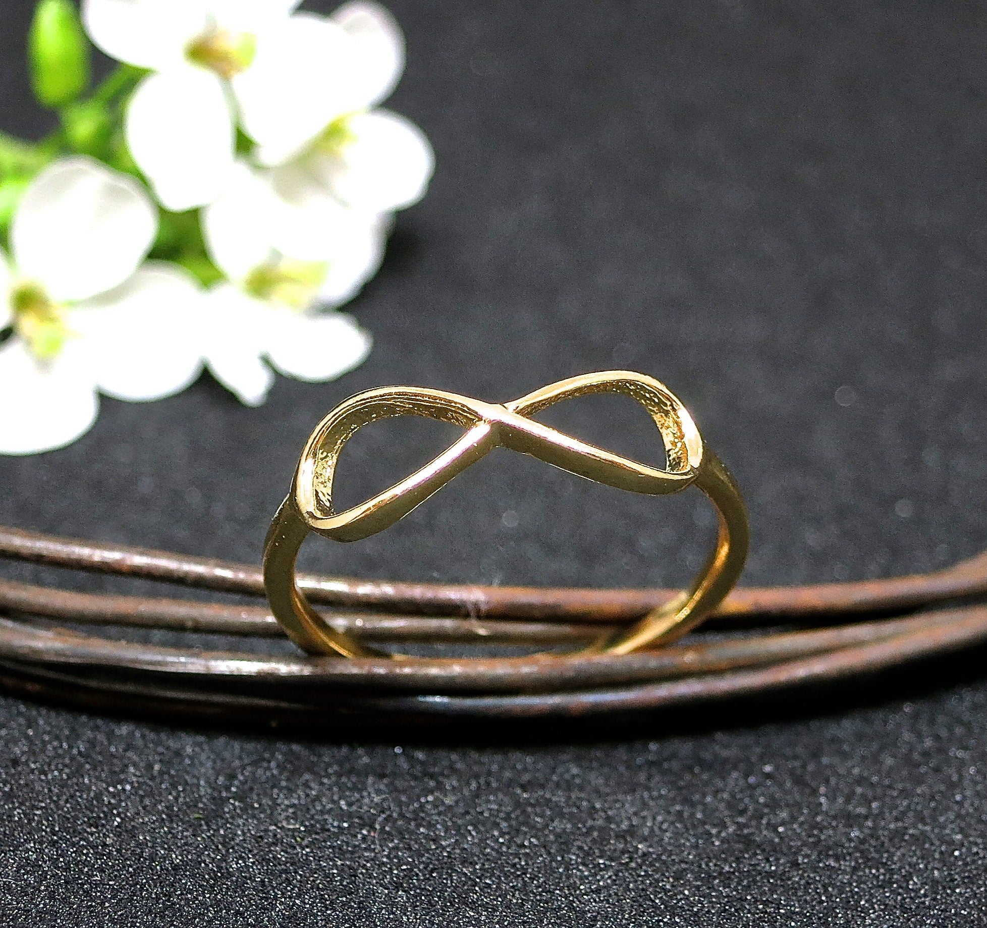 טבעת זהב מלא 14 קראט אינפיניטי