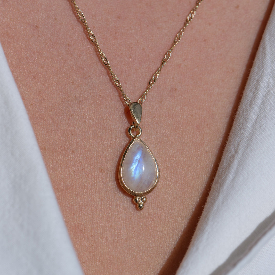 שרשרת אבן ירח, שרשרת טיפות מזהב מלא 14 קראט