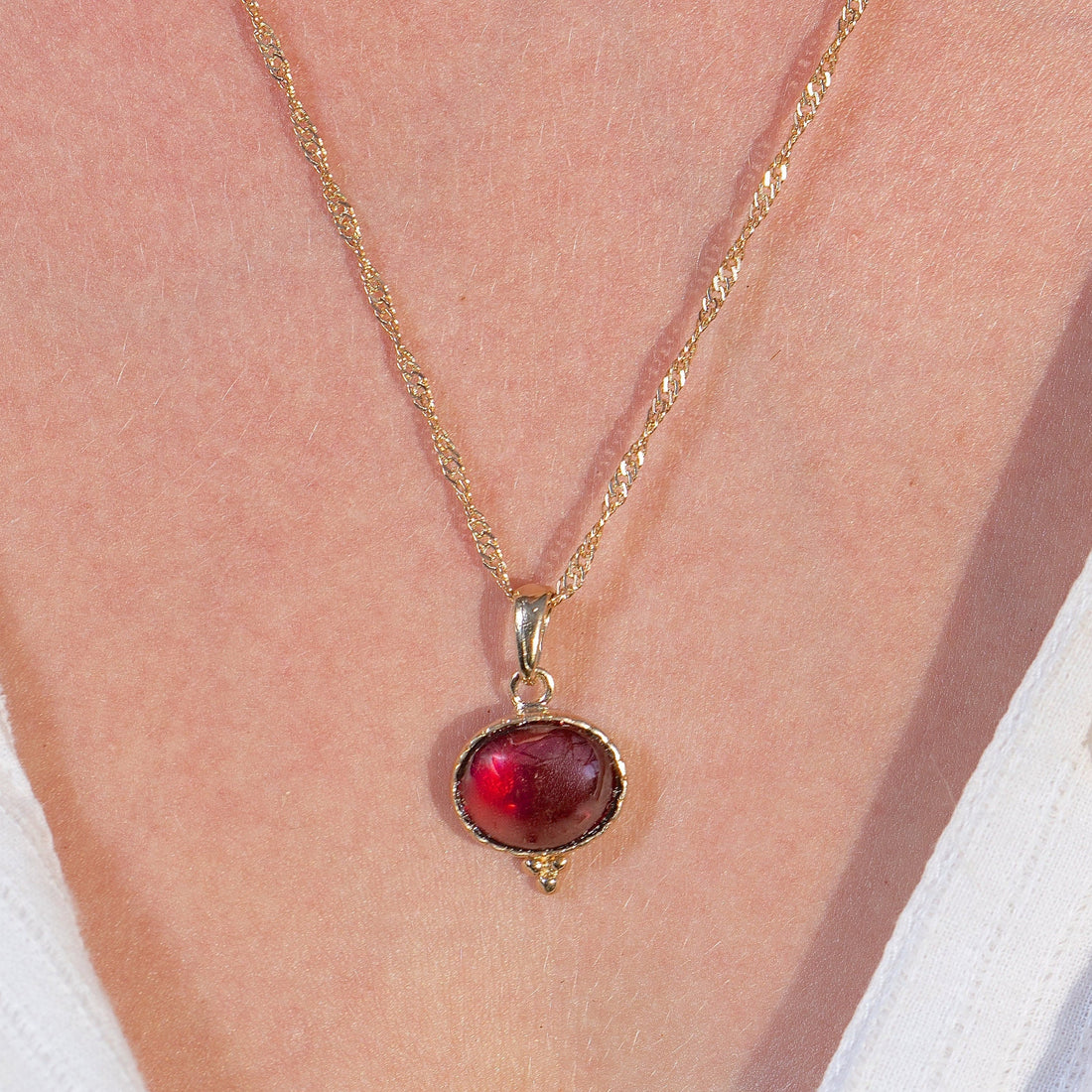 שרשרת תליון זהב גארנט, תכשיטי אבן לידה לנשים