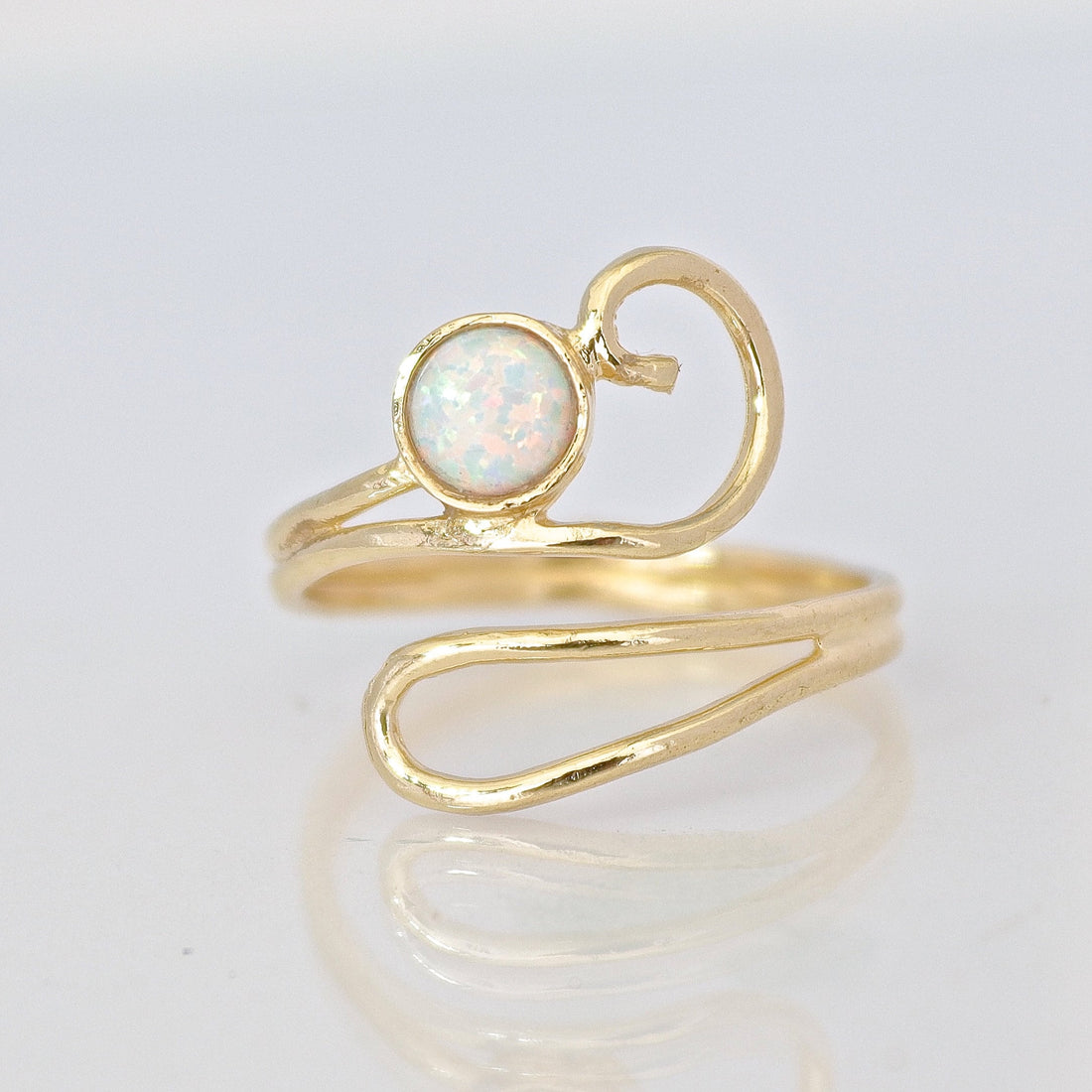 טבעת זהב פתוחה מתכווננת אופל לבן